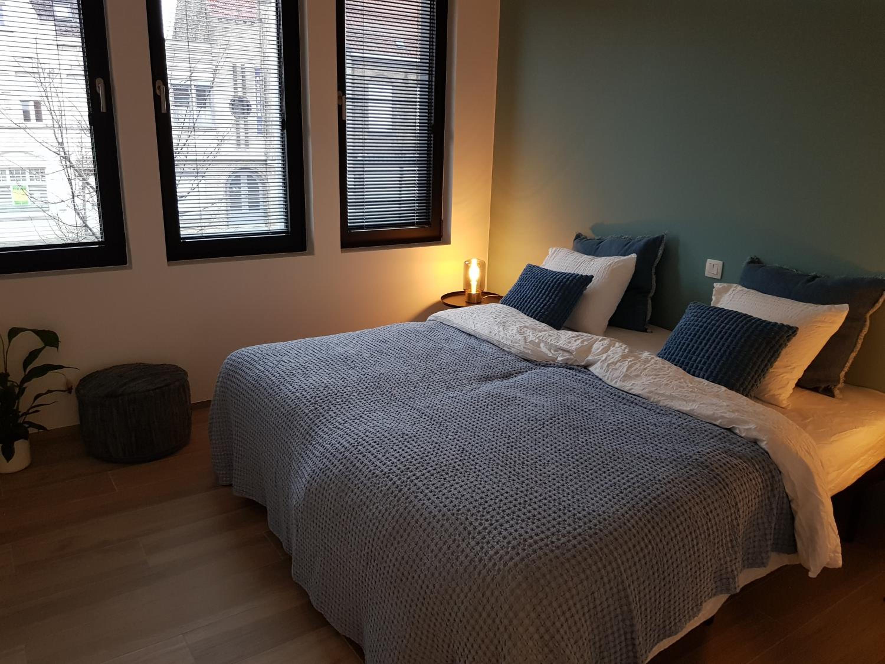 Vakantiewoning Ijzerfront 14-18- Ruim 2-slpk appartement met terras & privéparking