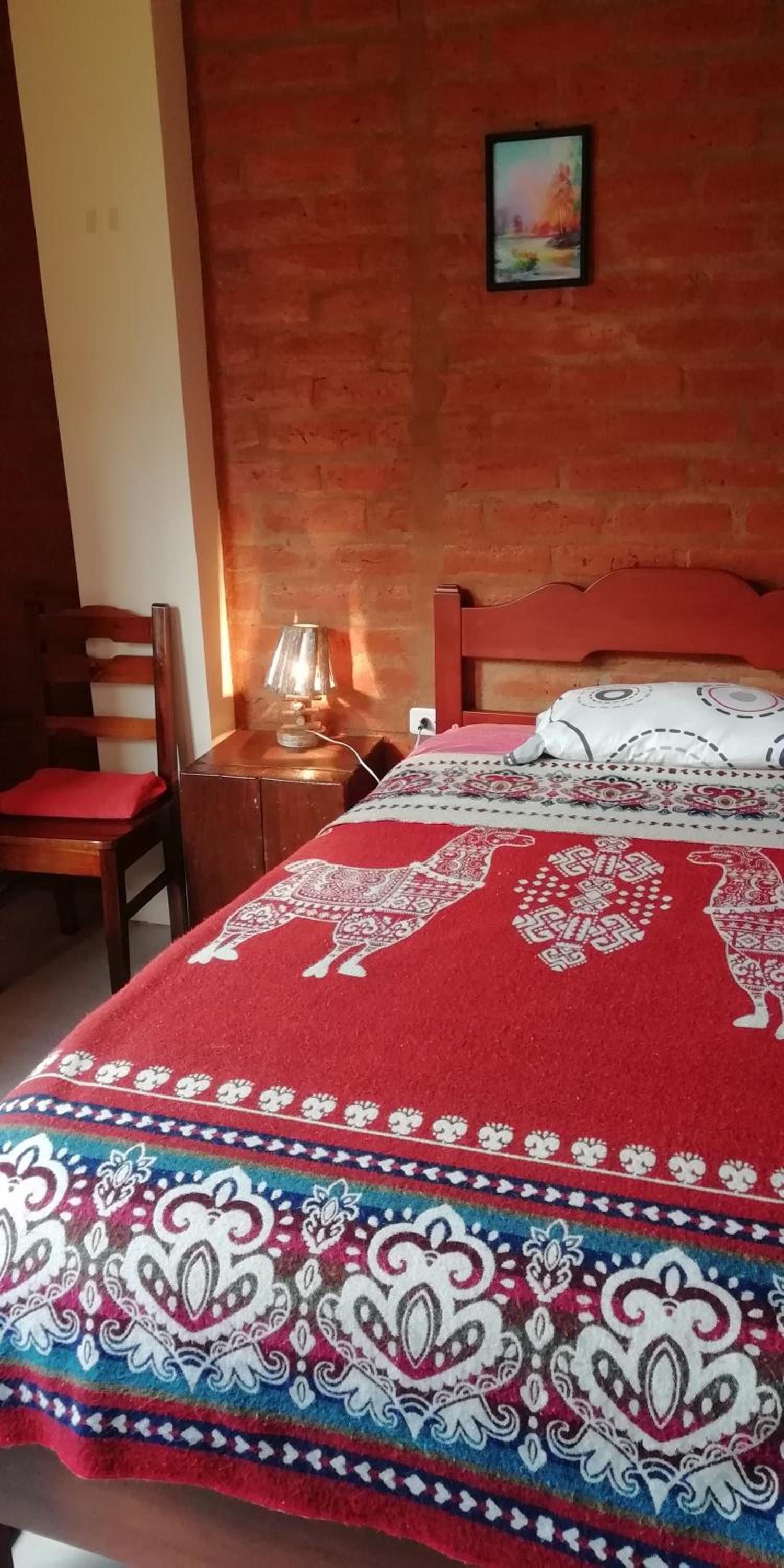 Hostal La Casa Amarilla City