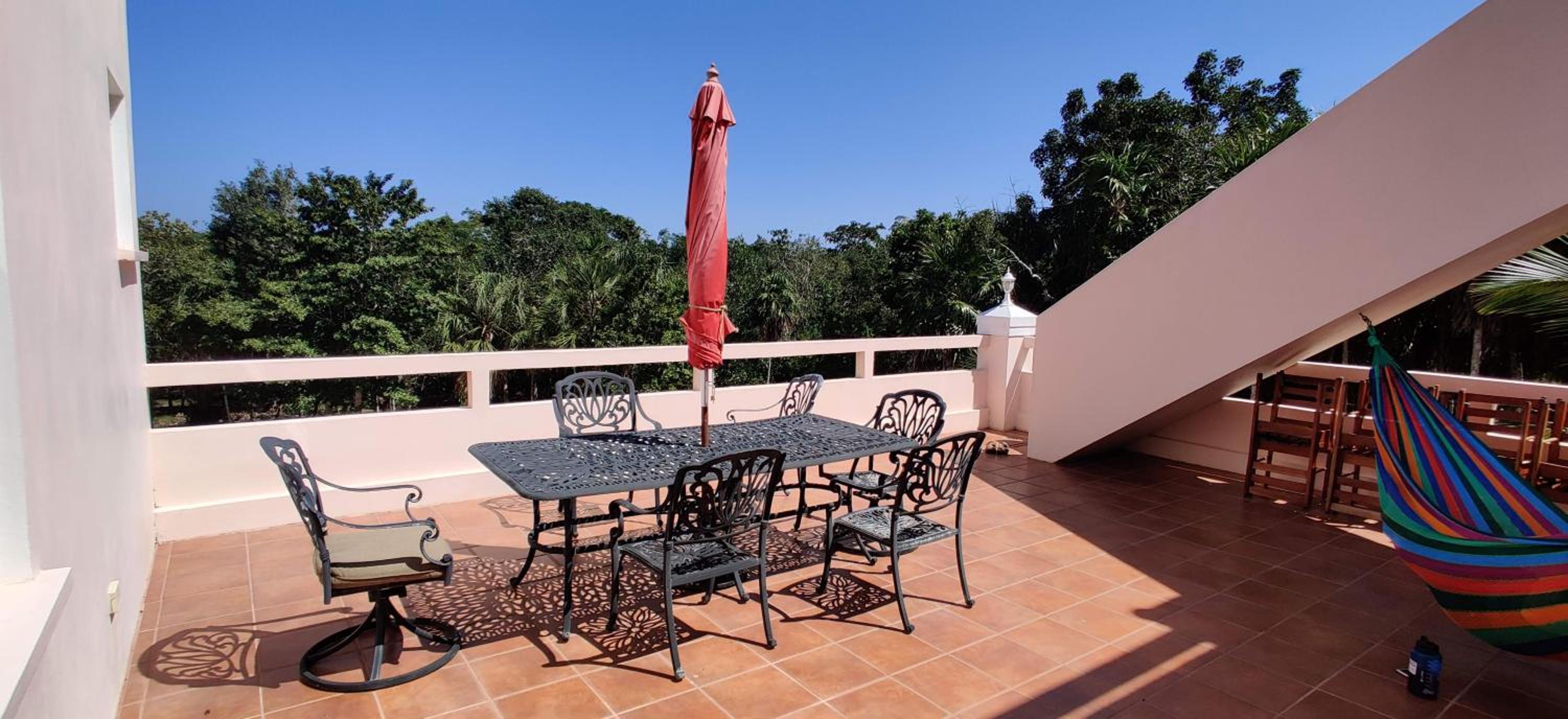 The Crimson Orchid Inn at Orchid Bay