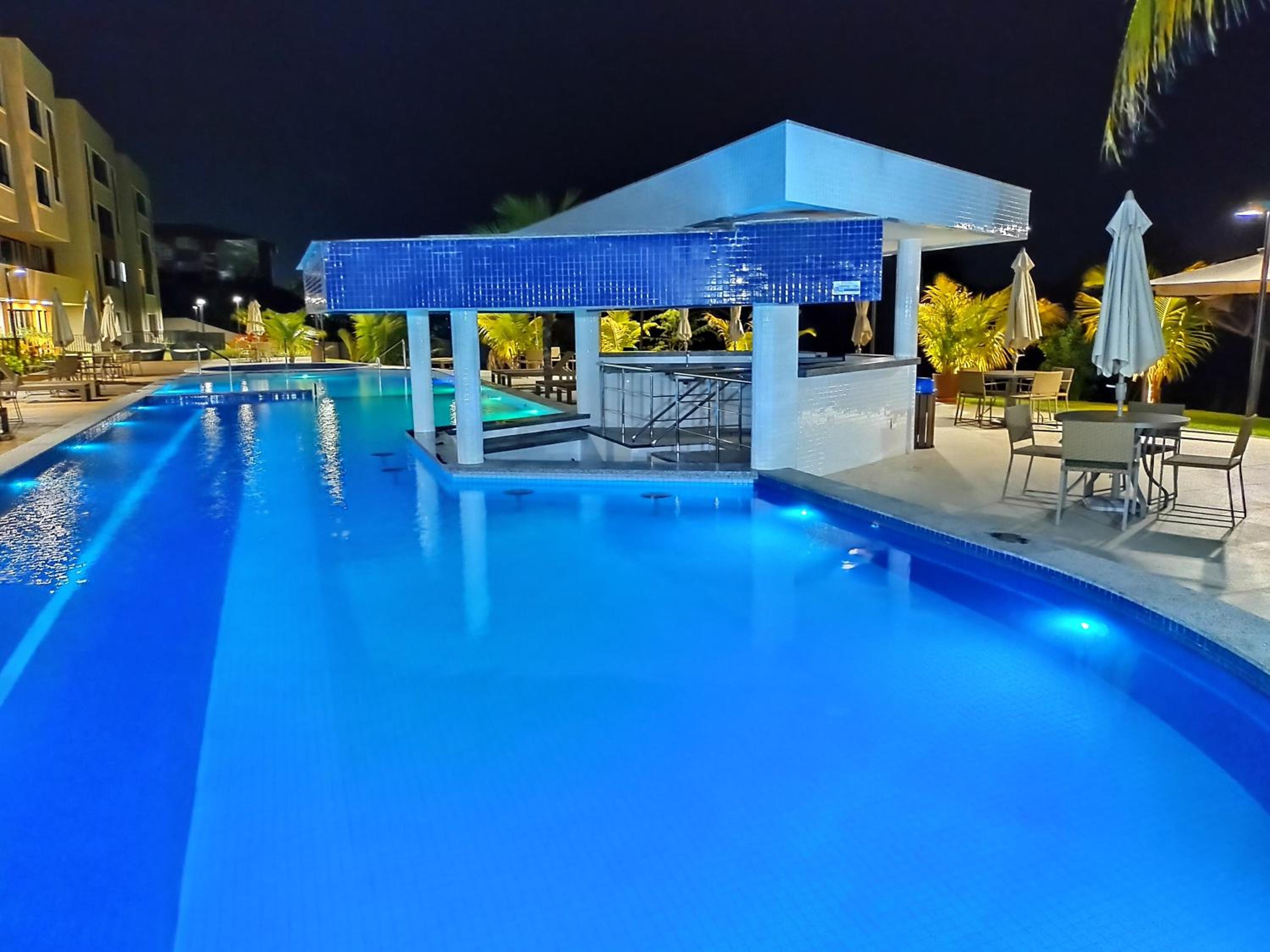 Hotel Guarajuba Paraíso dos Coqueiros - Image 1