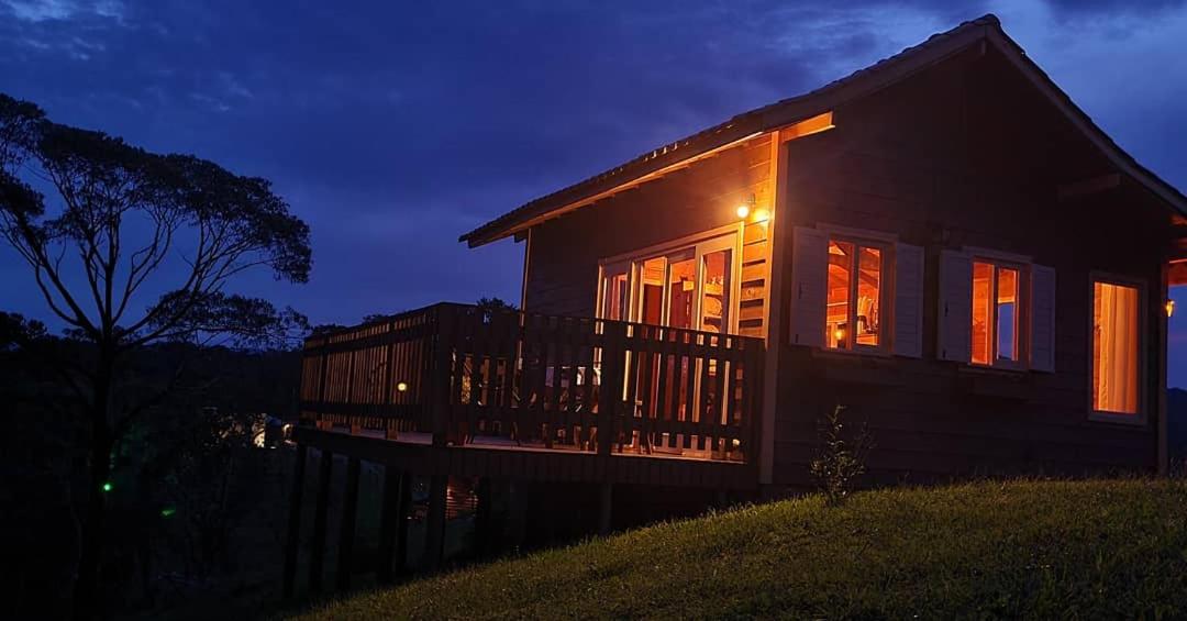 Cabana Leão Baio