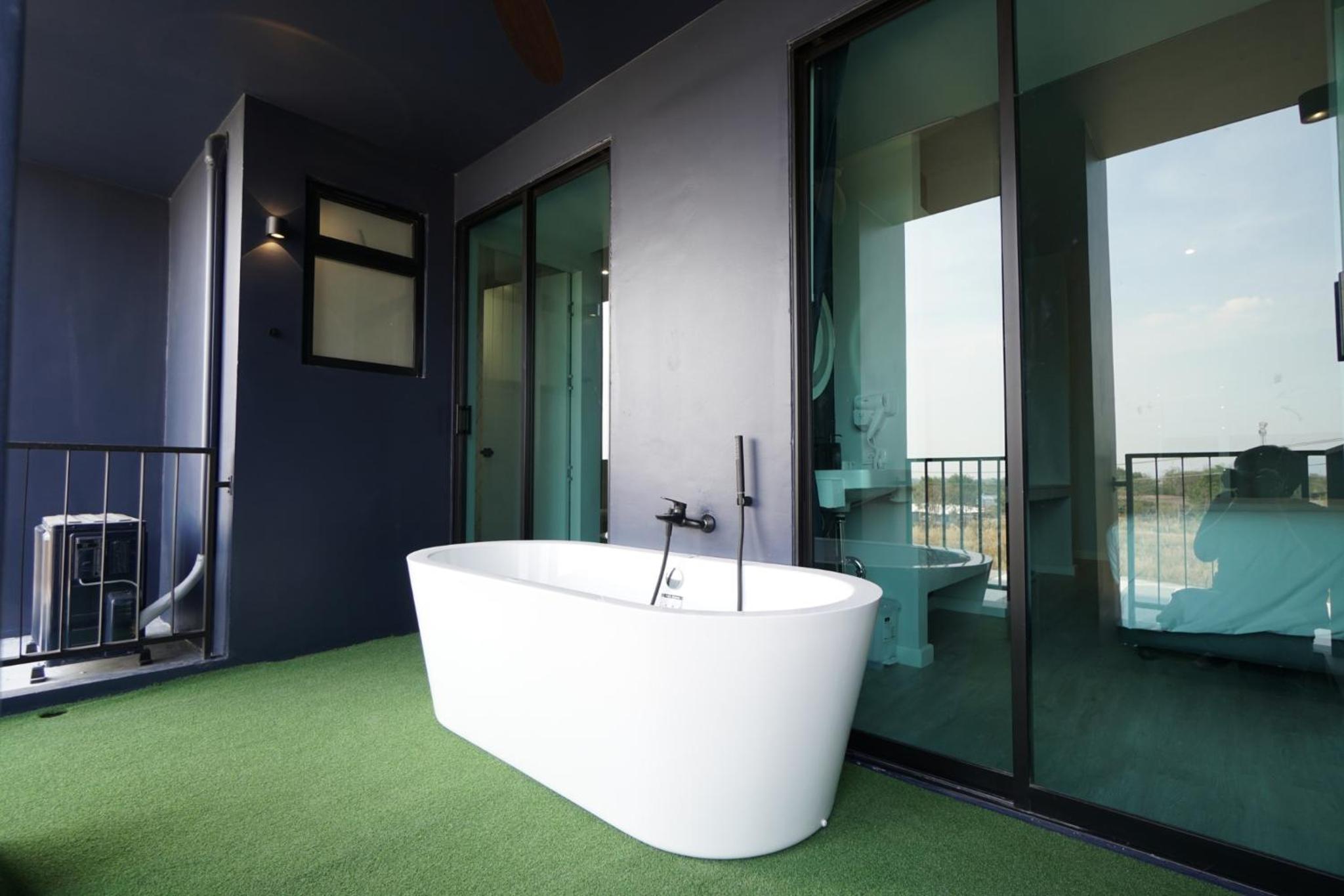 Blu Monkey Hub and Hotel Chanthaburi - 10