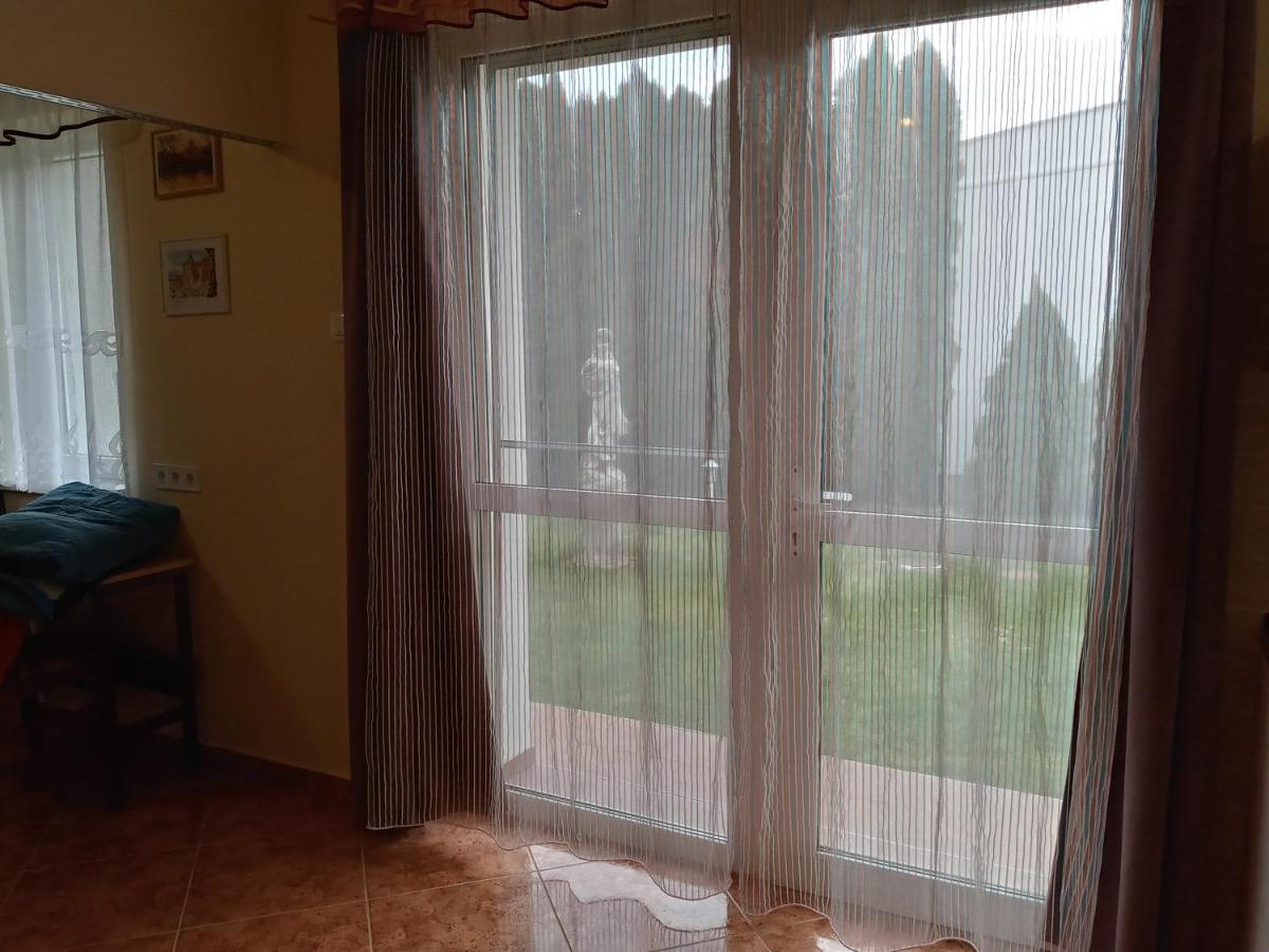 Photo 32