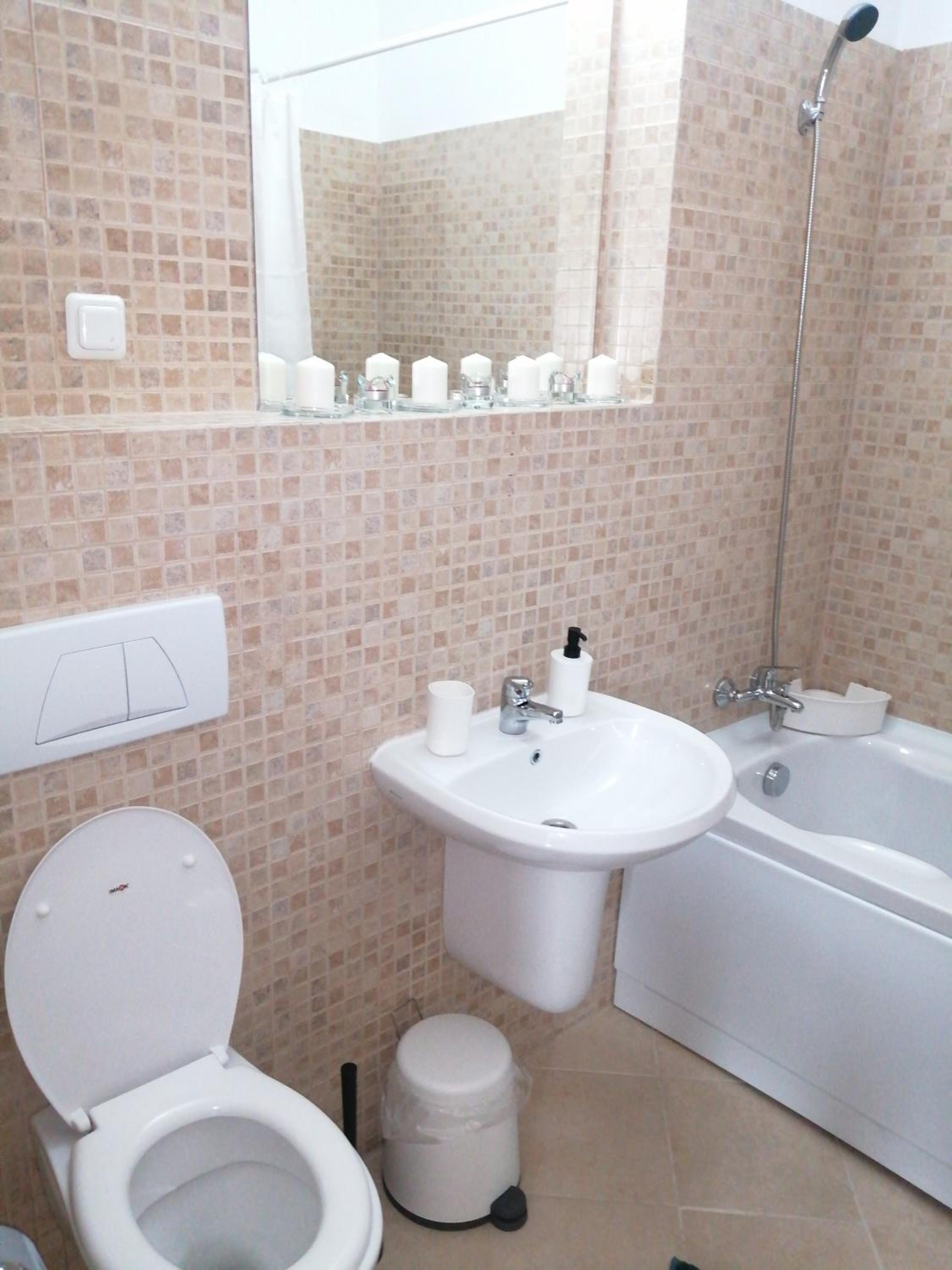 Photo 52