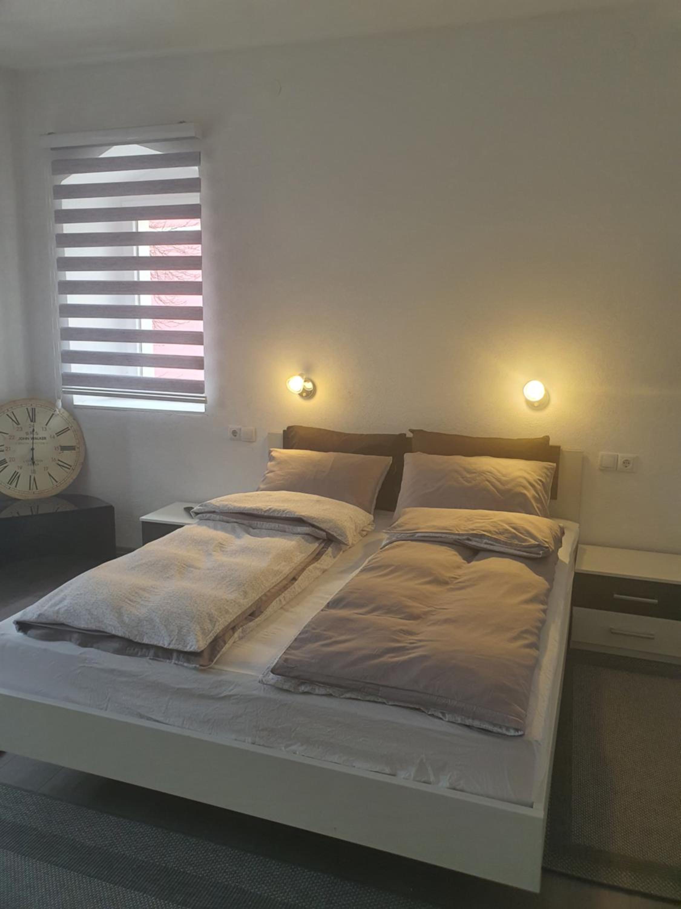 Apartman DIN