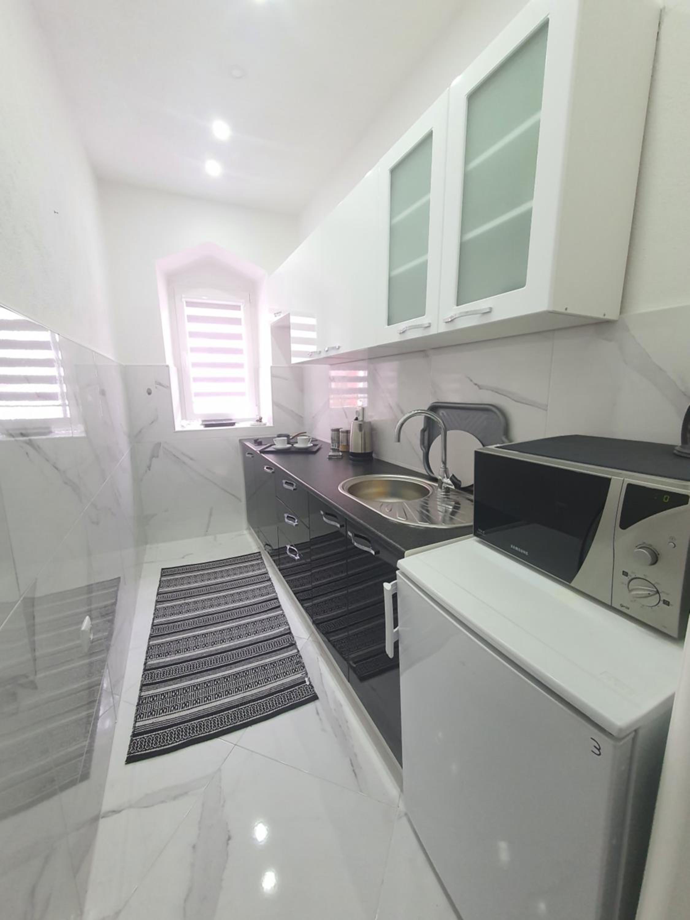 Apartman DIN