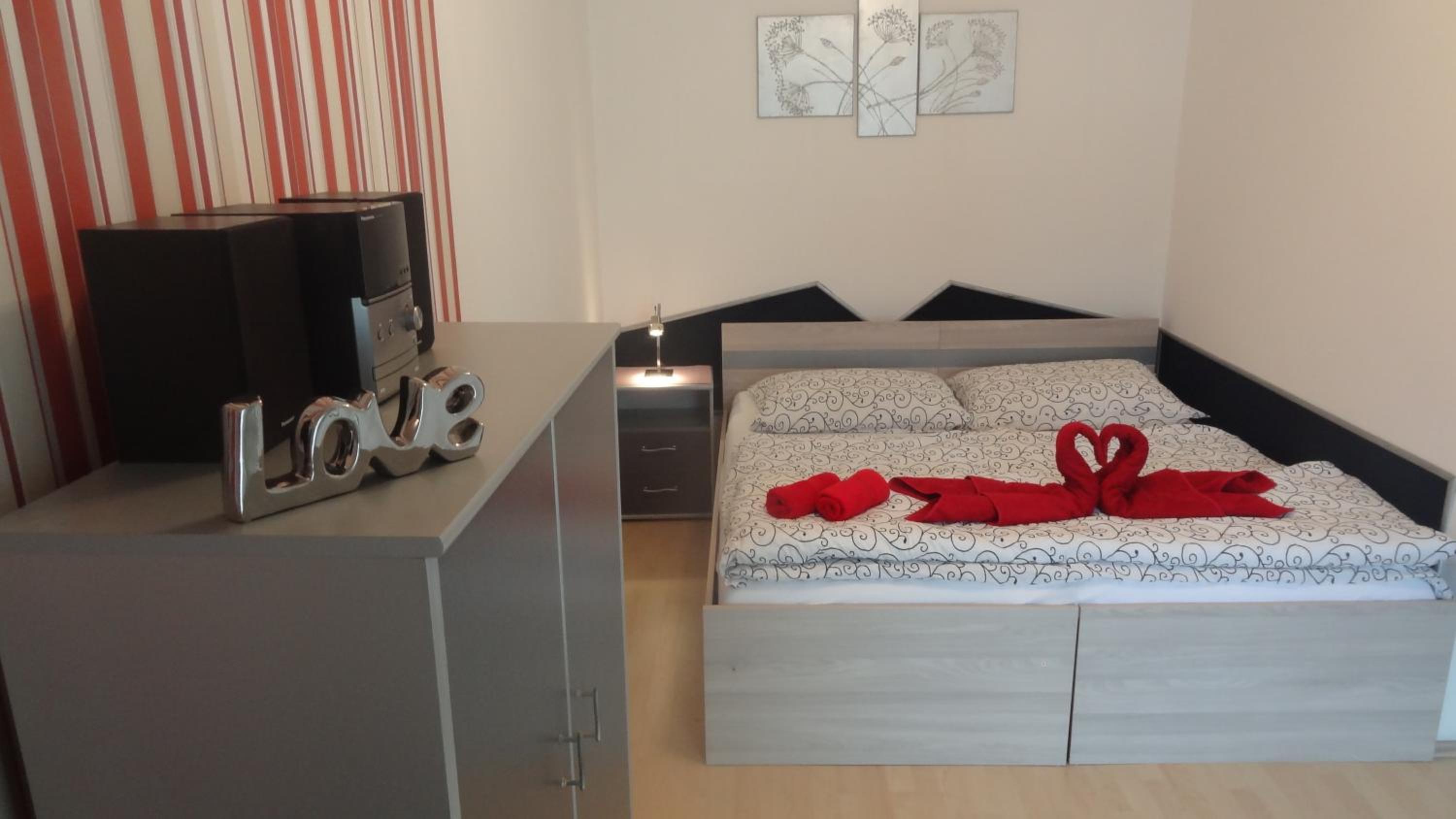 Gere MODERN Apartment