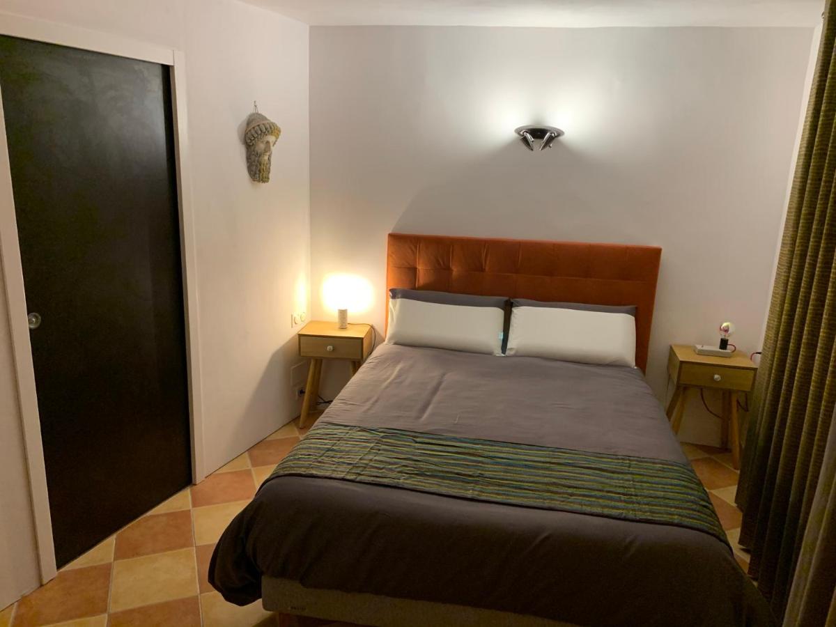 Montpellier Vacations - PILA BED Montpellier Centre Corum Comedie - Chambre calme climatisee - Quiet air-conditioned room - Property Image 16
