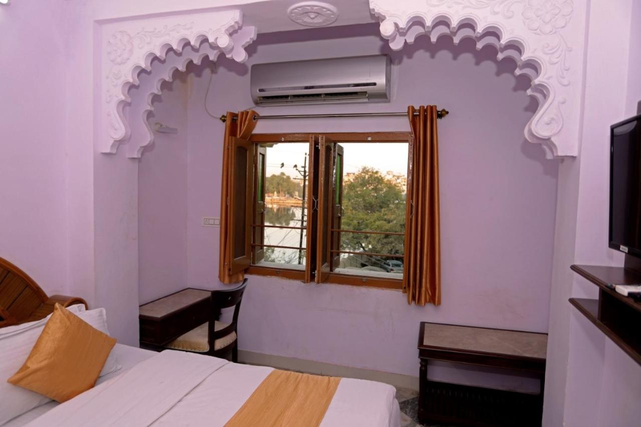 Udaipur Vacations - Hotel Rang Sagar Haveli - Property Image 1