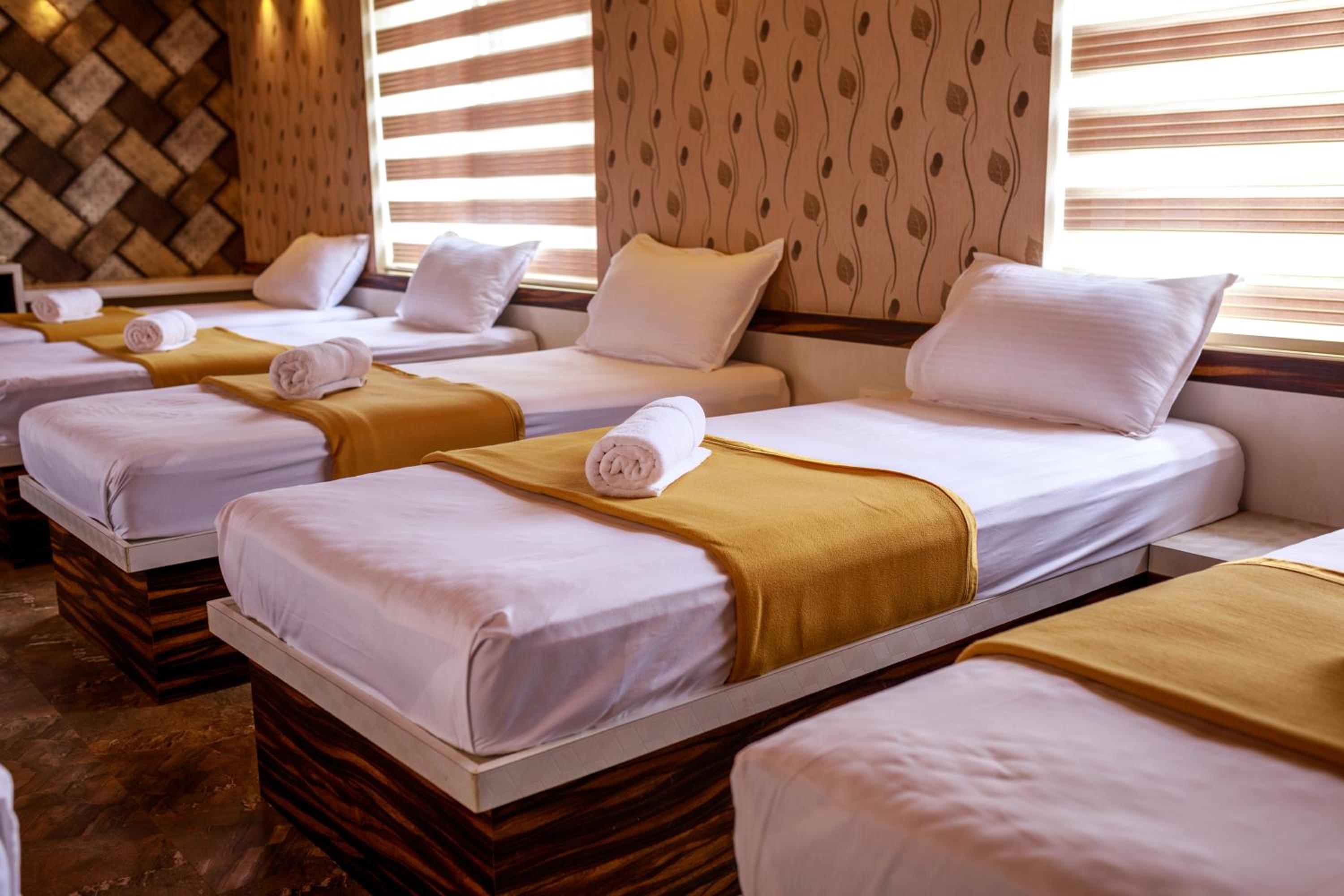 SR Jungle Resort
