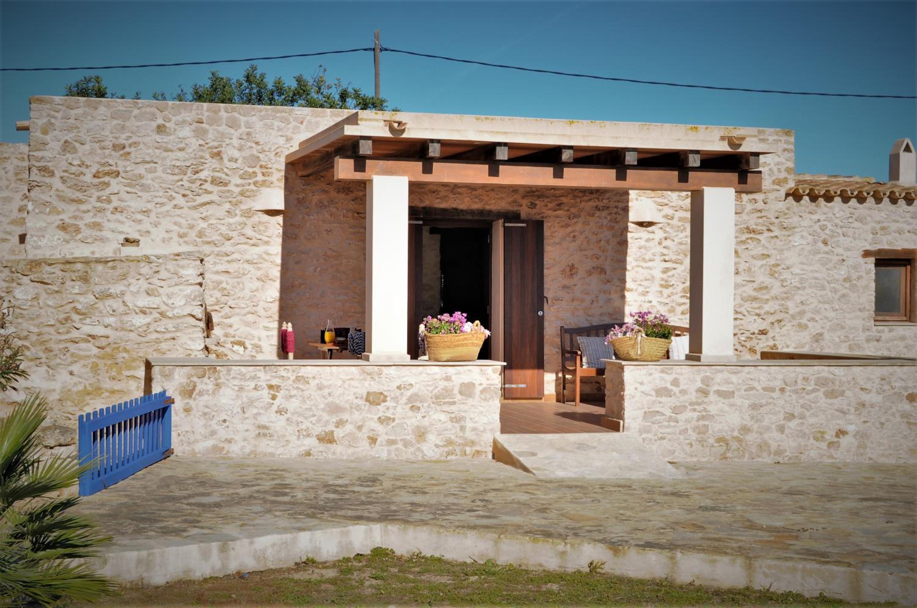 Siamoformentera Villa Annabella view 2