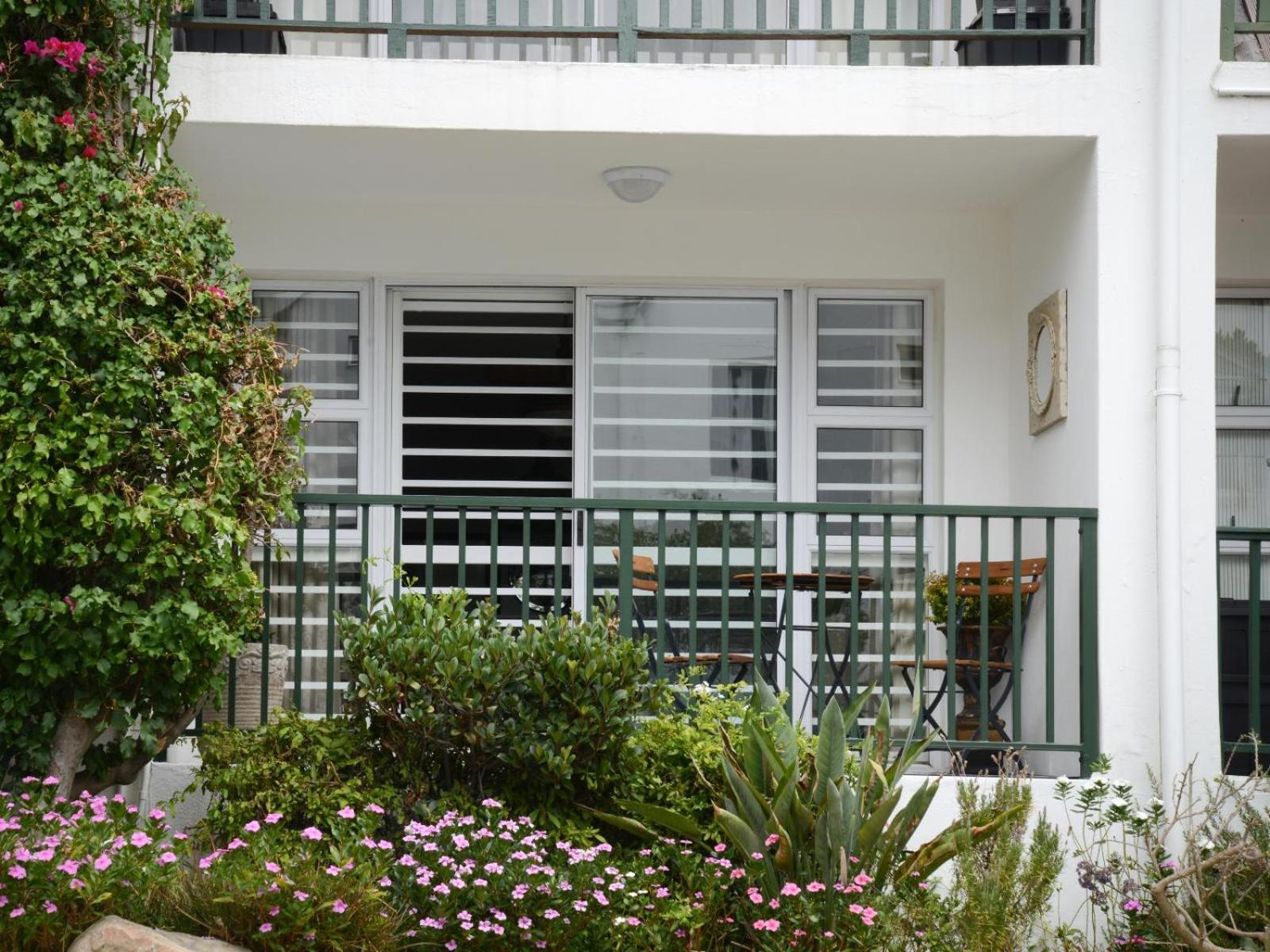 dk villas 4 Riverview, Hout Bay view 2