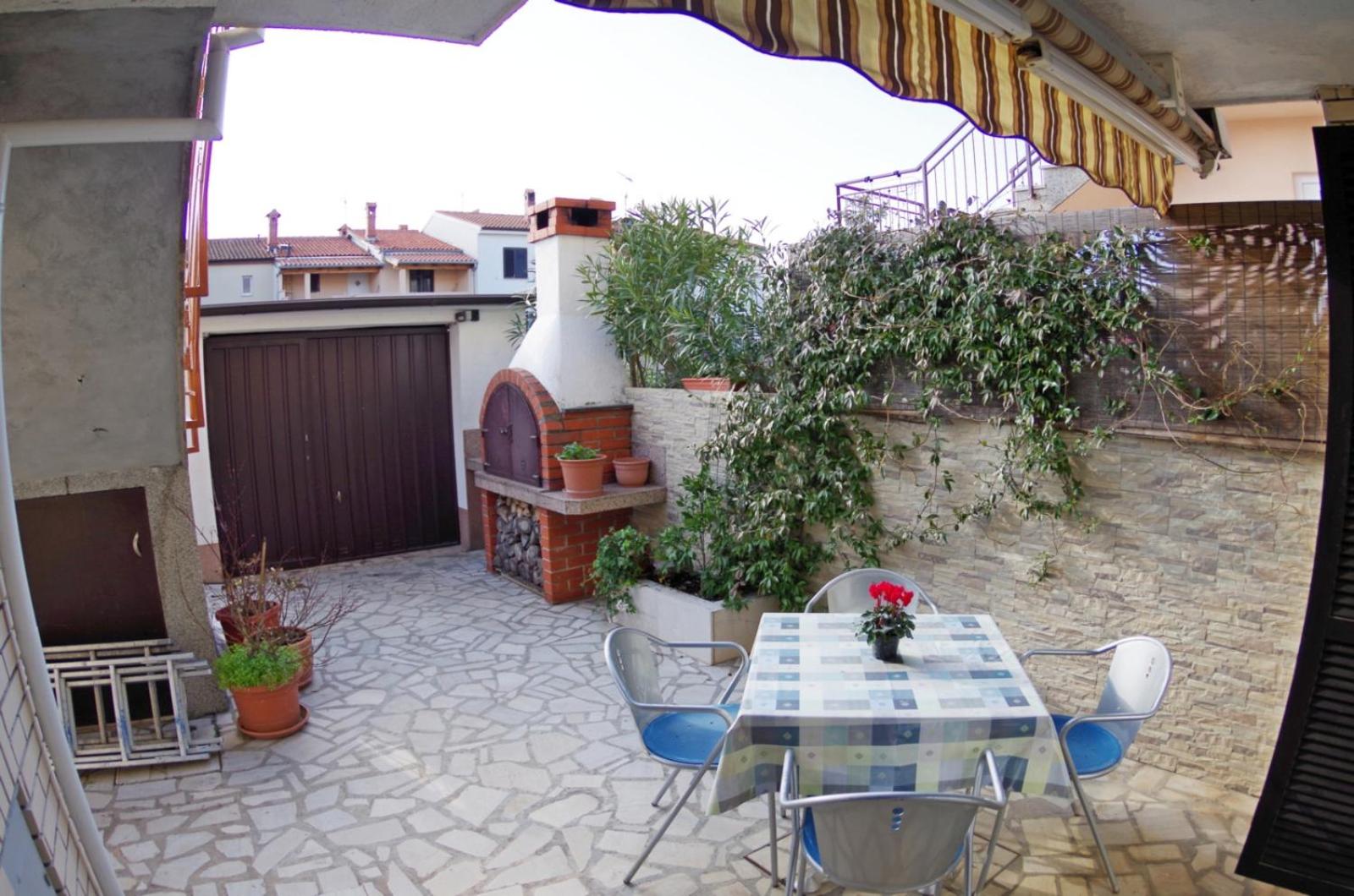 Apartment Jela view 2