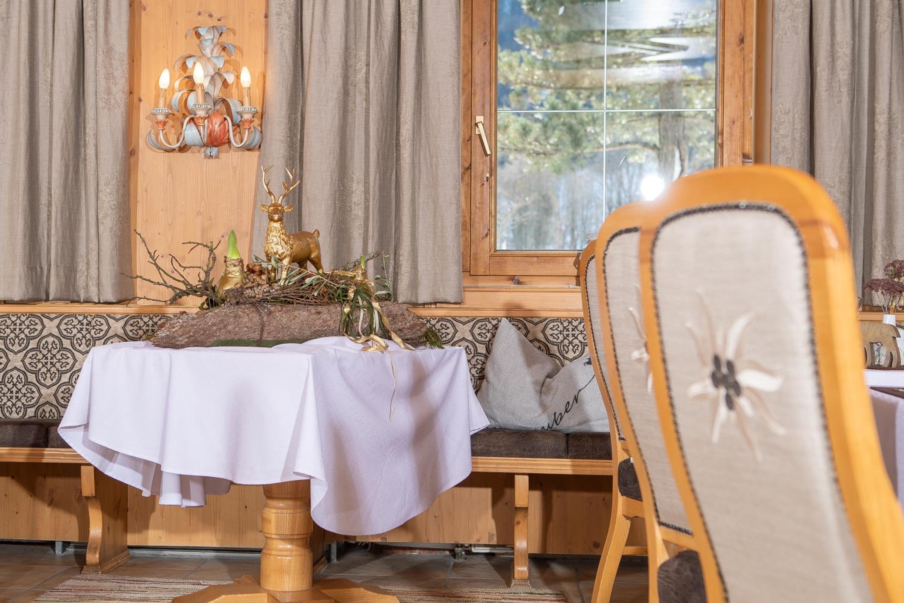 Appartement Frühstückspension Landhaus Karwendel