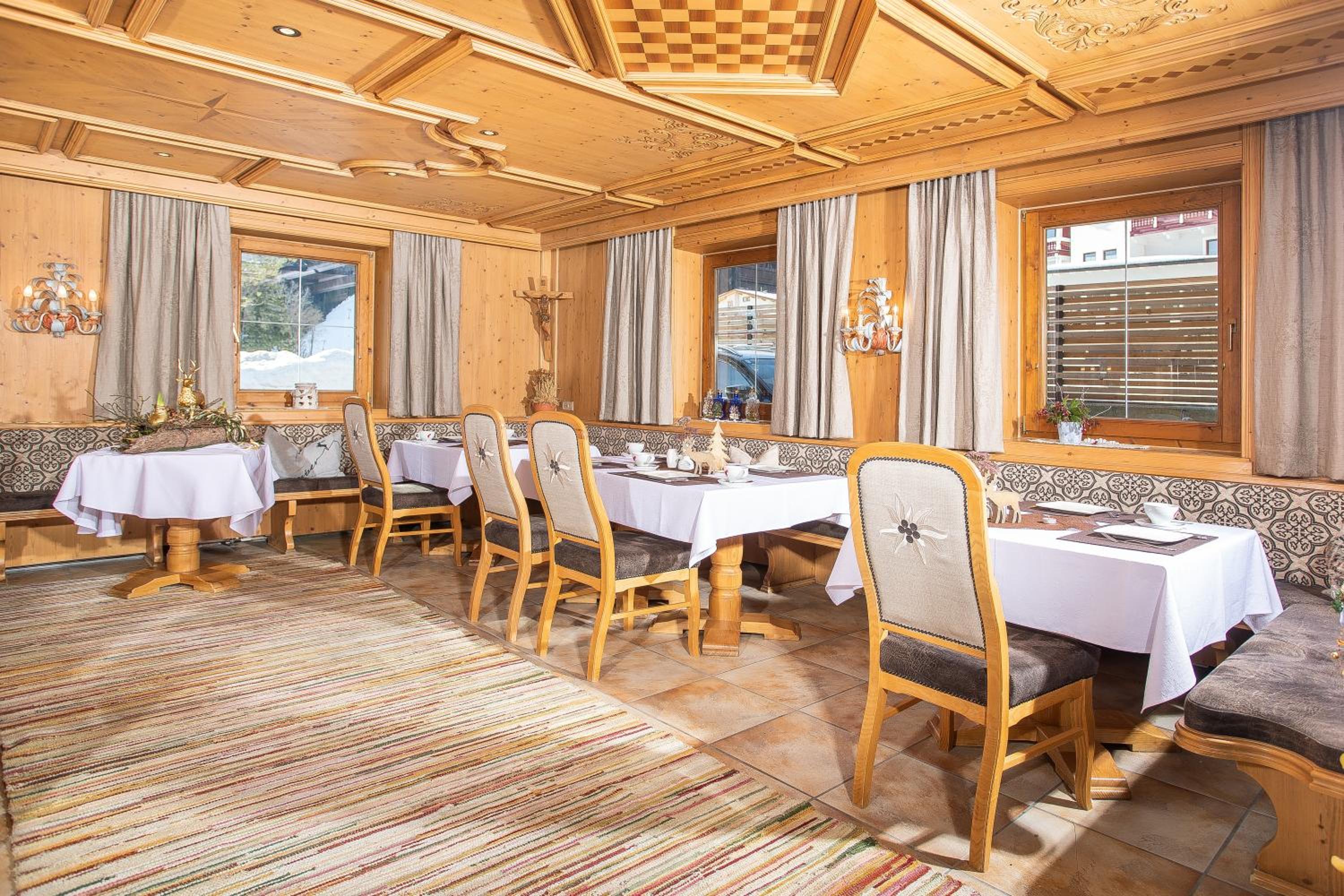 Appartement Frühstückspension Landhaus Karwendel