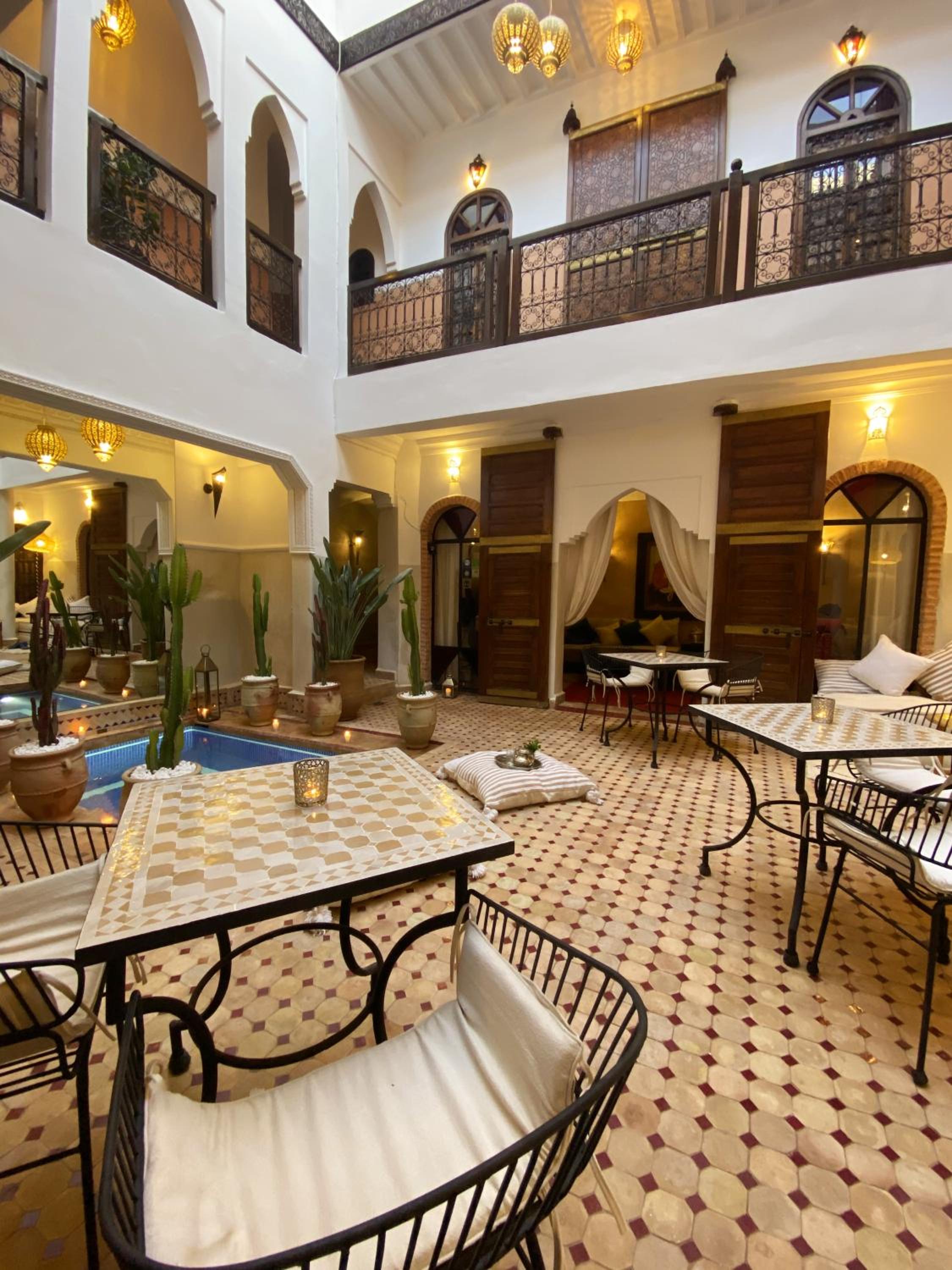 lounge