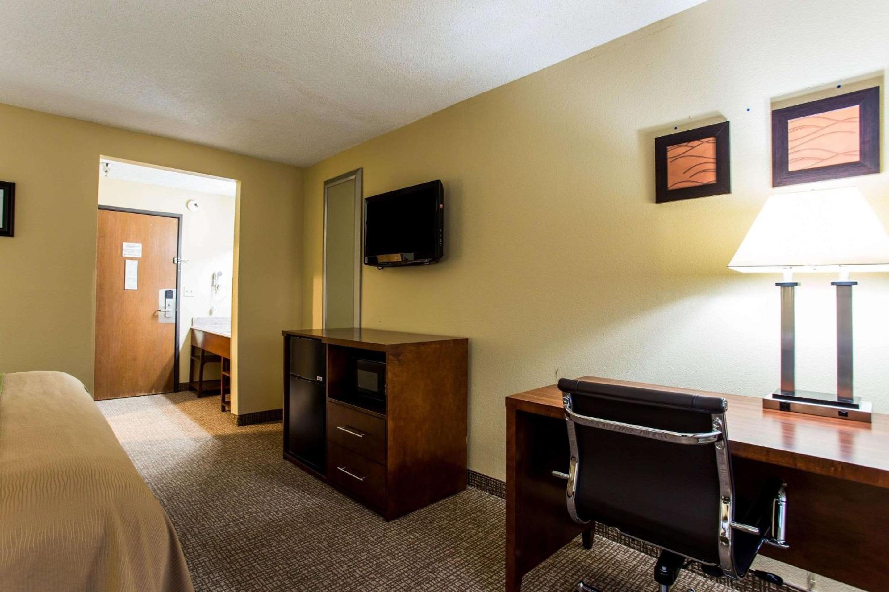 Comfort Inn Columbia West, Photo 32