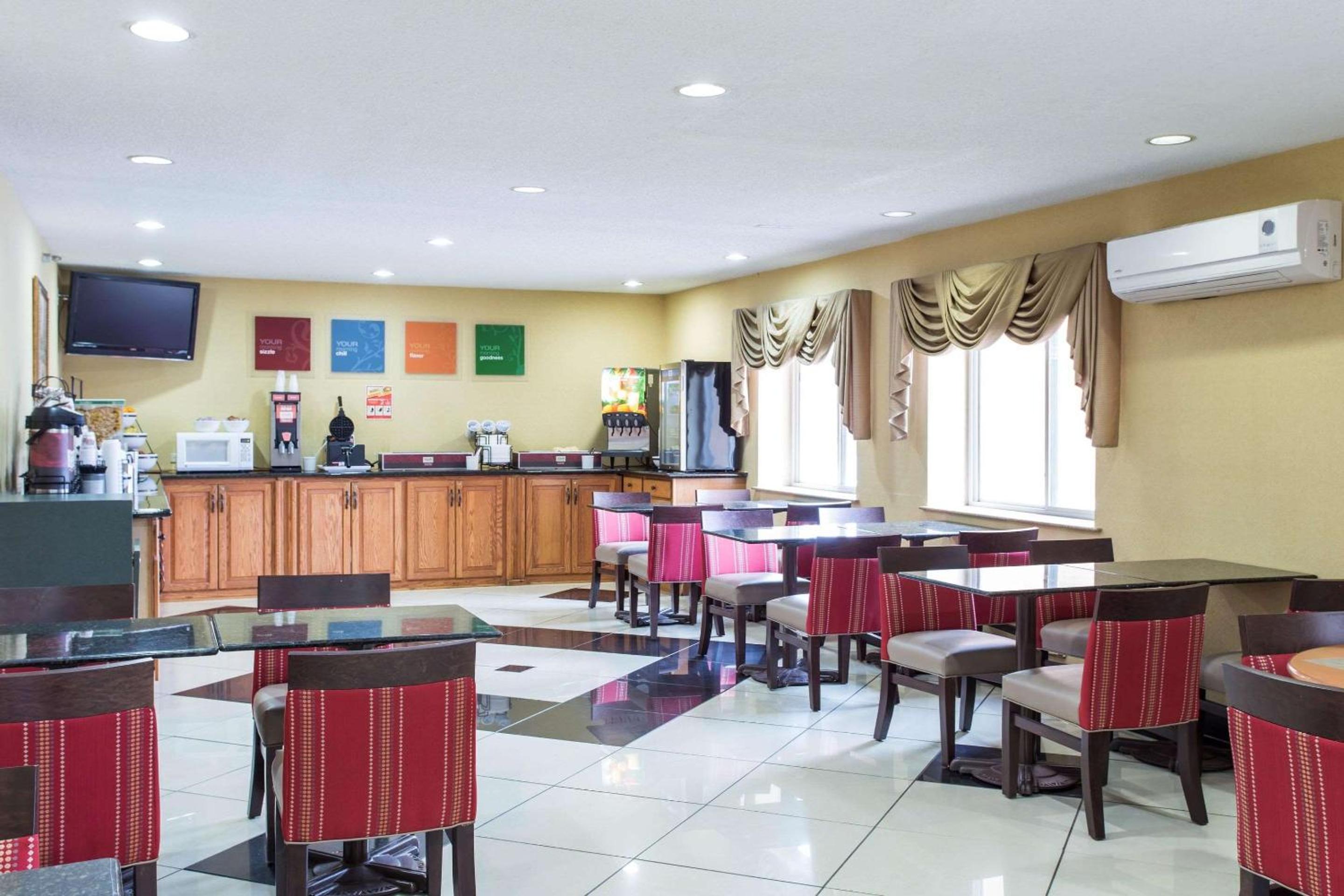 Comfort Inn Columbia West, Photo 10