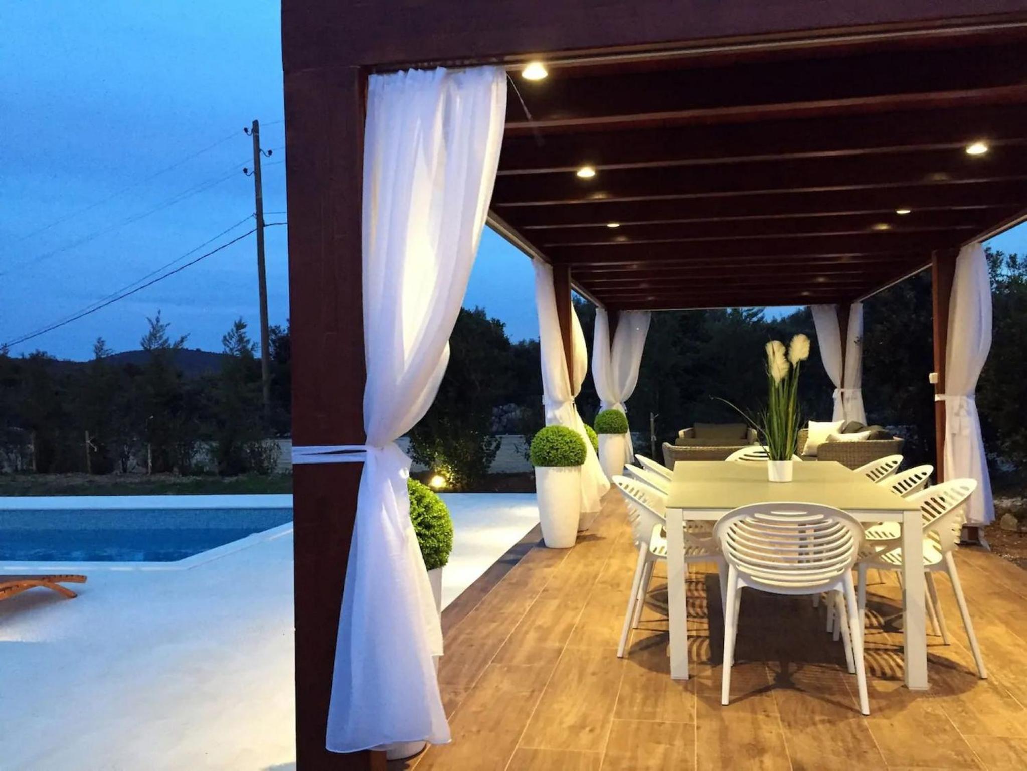 Luxury Villa Reina view 2