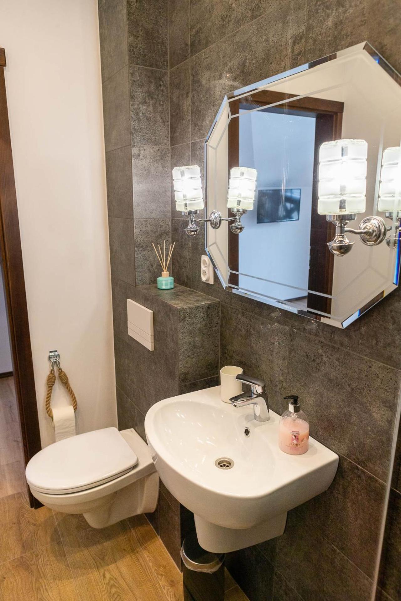 Photo 61