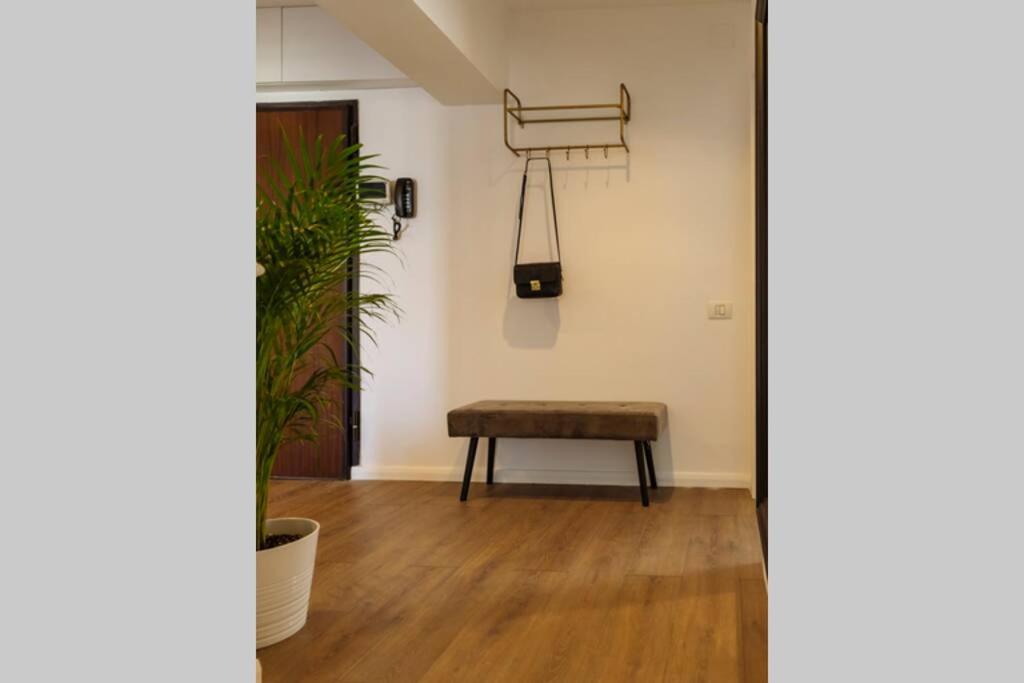 Panoramic Apartment - 4BR - Piata Unirii view 4