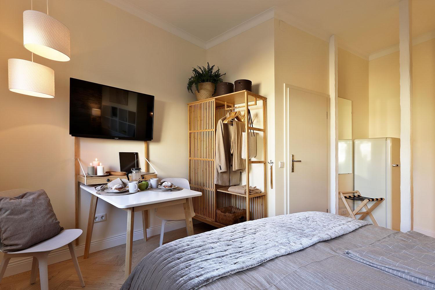 hotel room