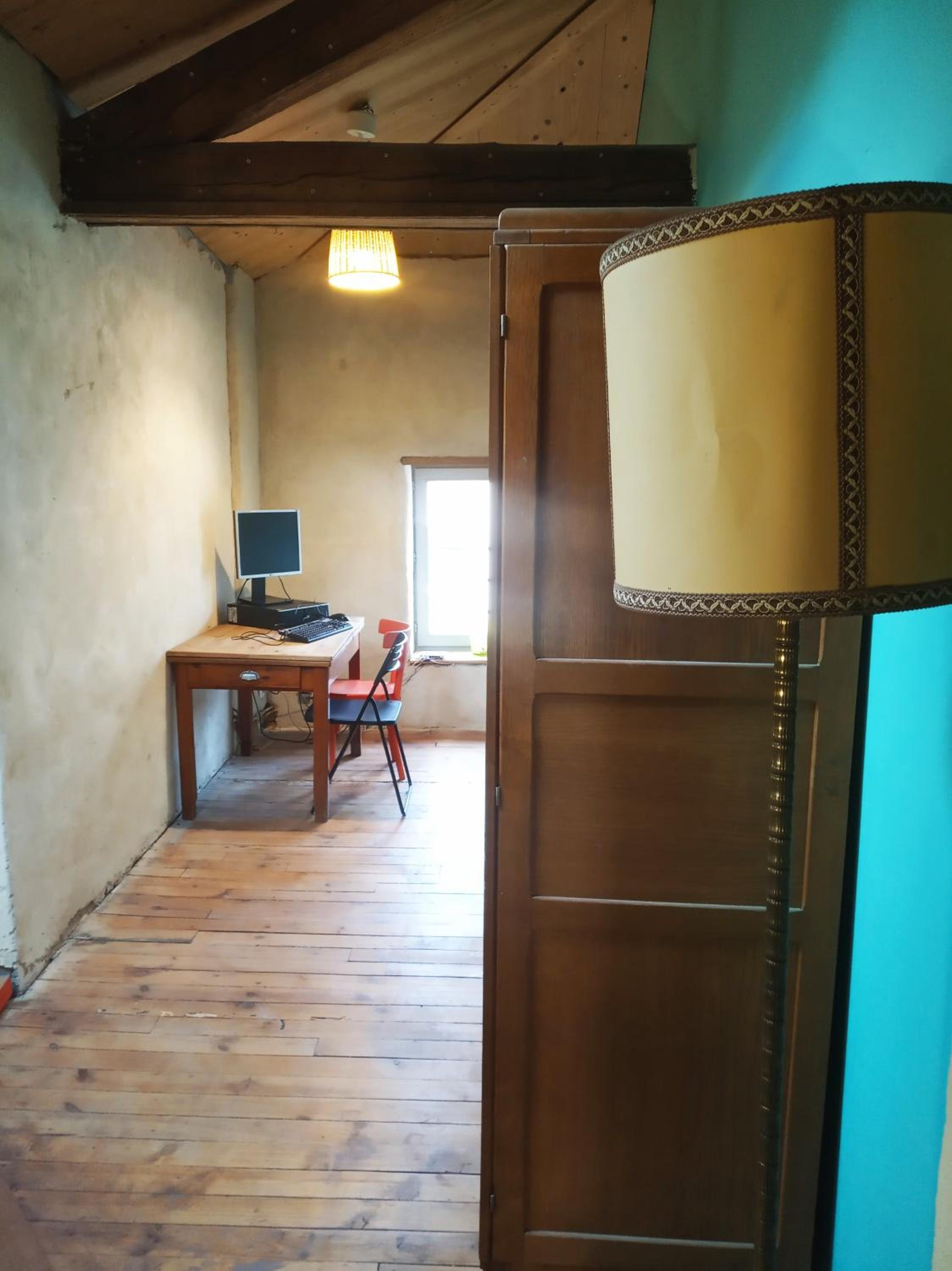 Photo 11