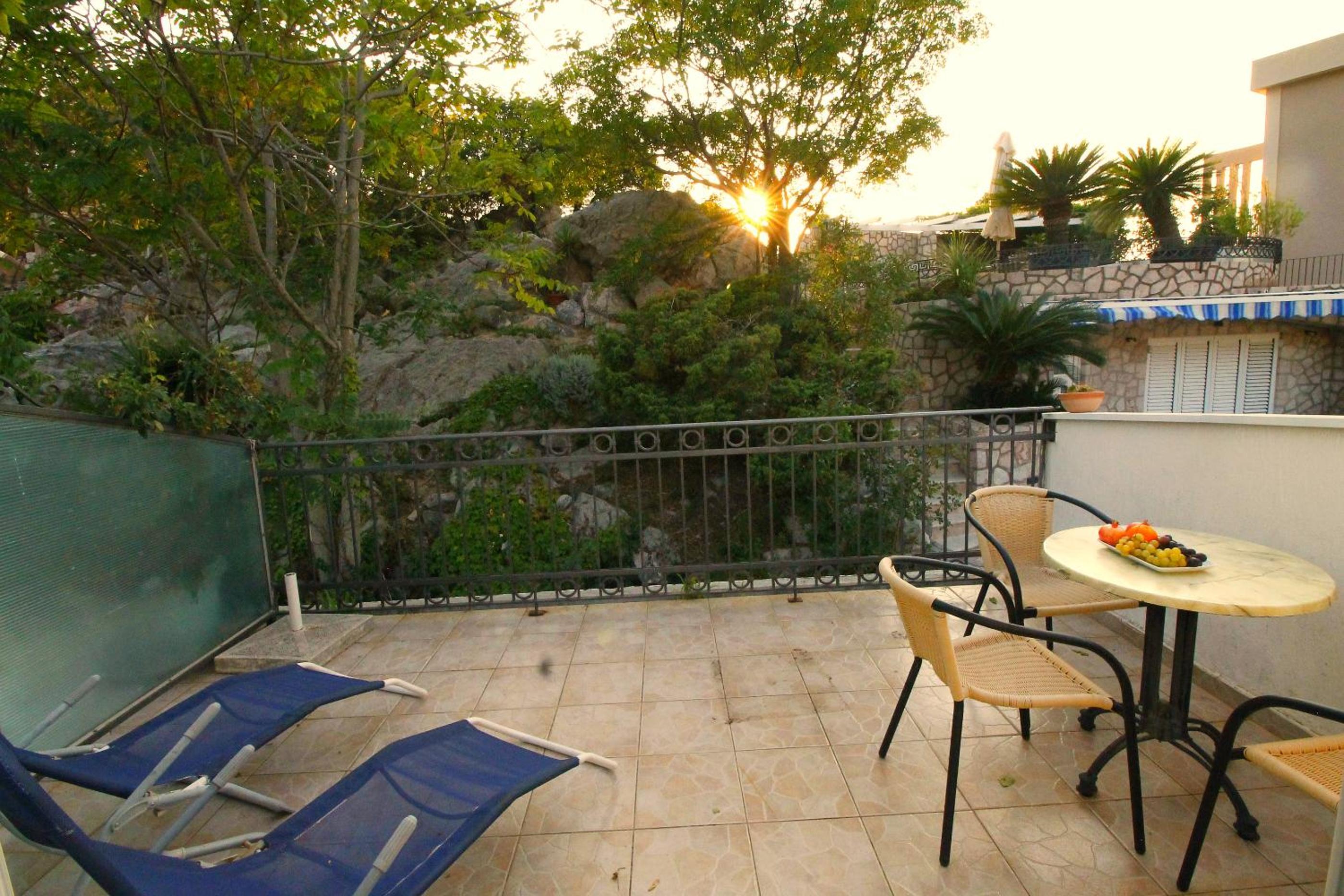 Apartments Mitrovići Miločer