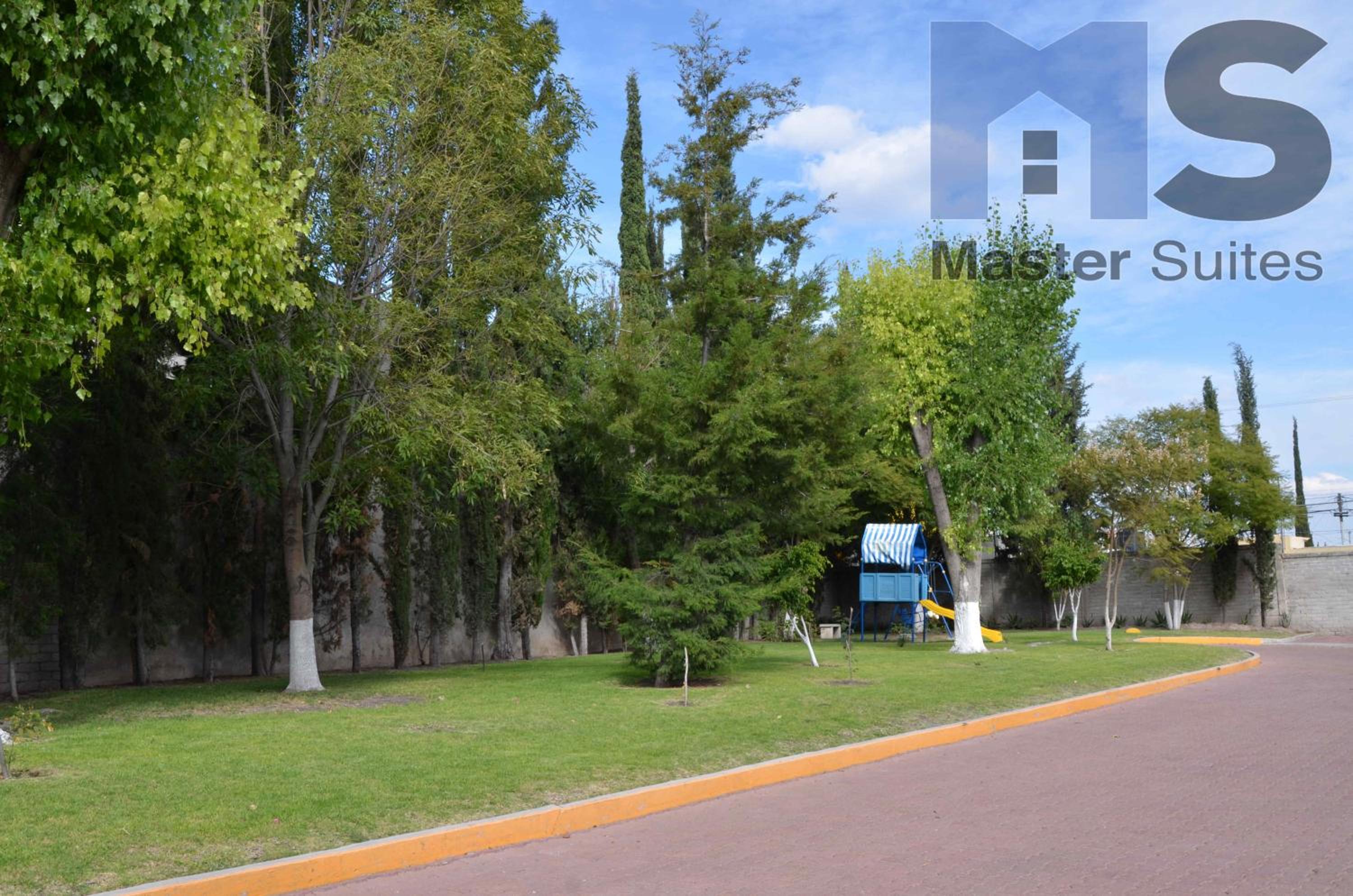 +MS +Fascinante Suite +Alberca y Jardines + Bernardo Quintana 18B view 3