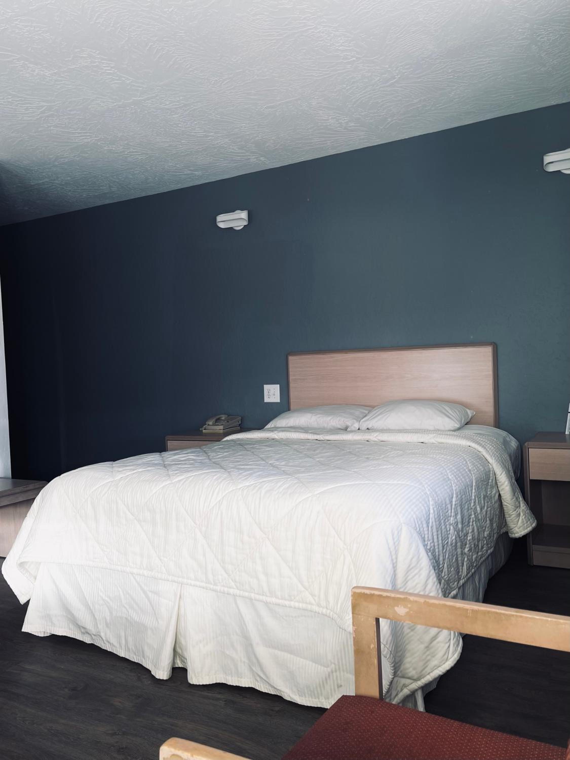 Century 21 Motel