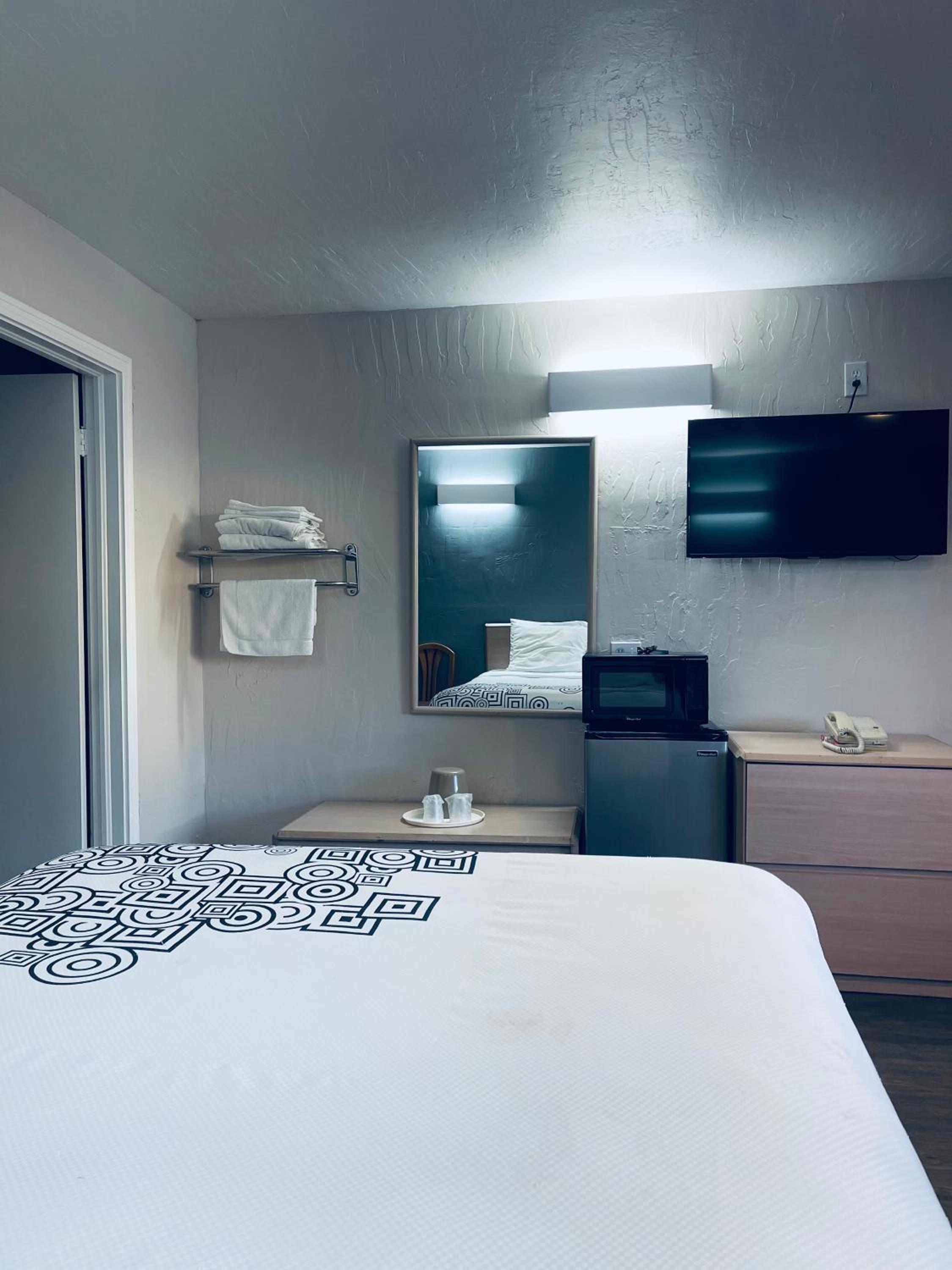 Century 21 Motel
