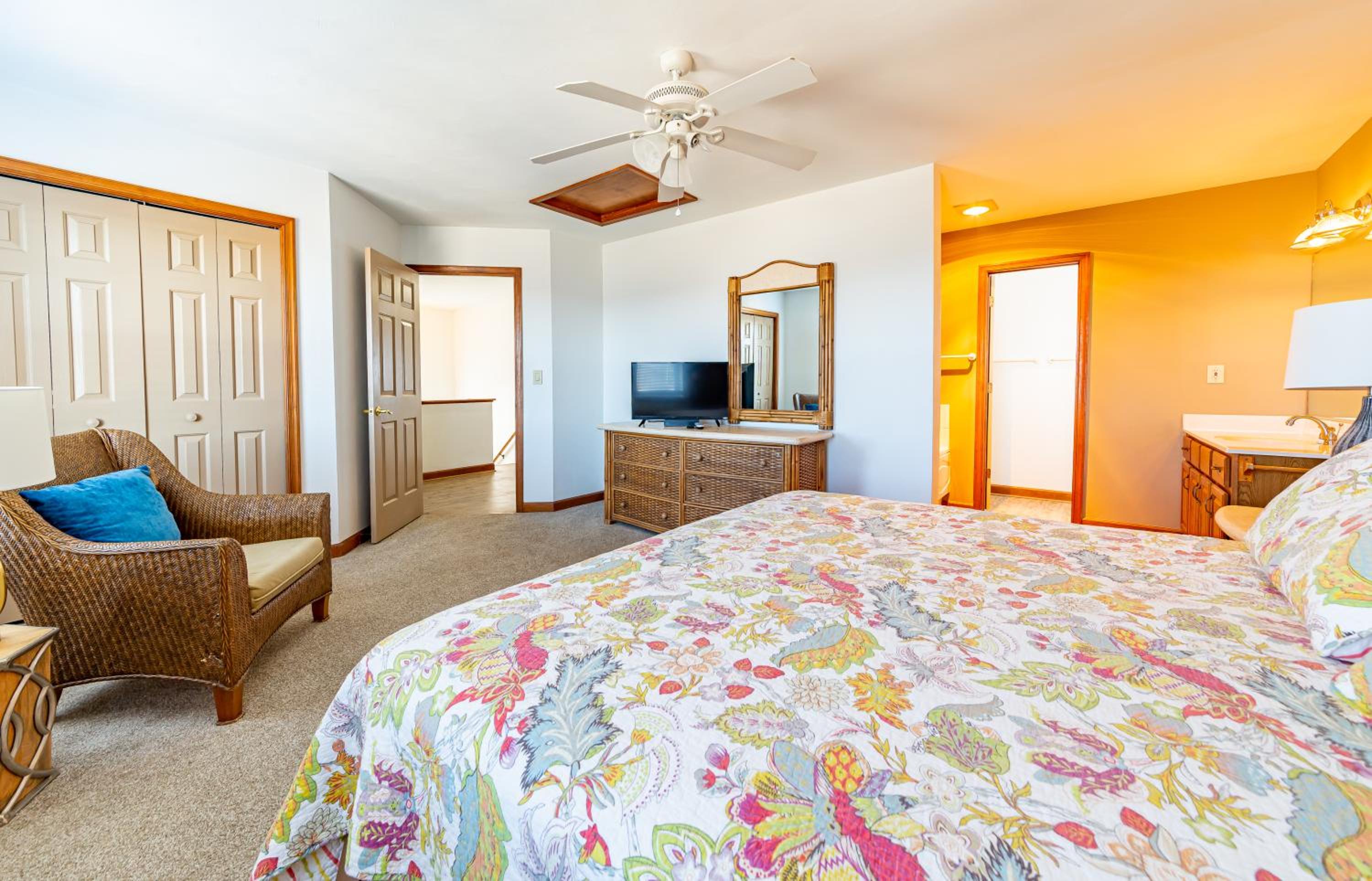 Smooth Sailing - Nags Head MP 10, Oceanfront, Ocean View, Pool, Hot Tub, Pets OK, Flex Stays