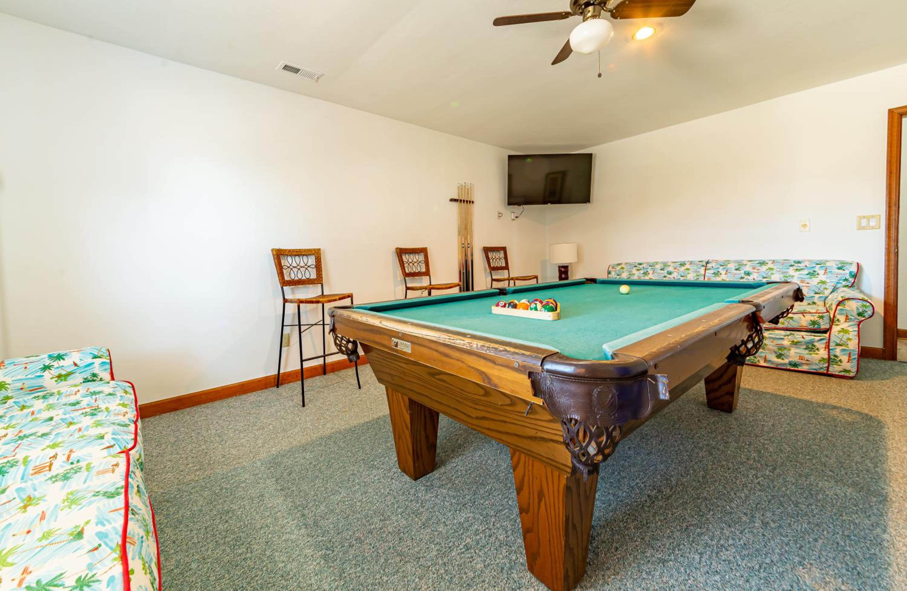 Smooth Sailing - Nags Head MP 10, Oceanfront, Ocean View, Pool, Hot Tub, Pets OK, Flex Stays