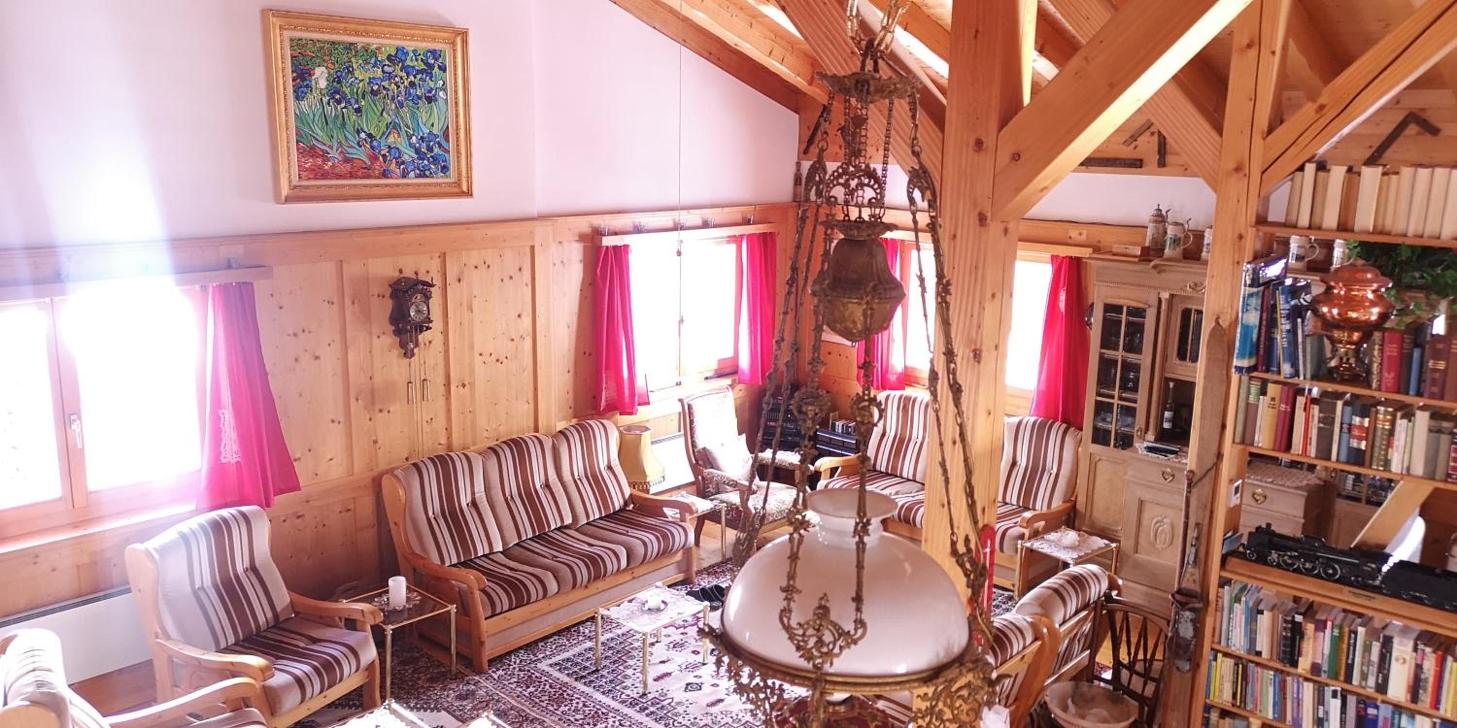 grosses Ferienhaus mit Sauna im Skigeb. Obersaxen