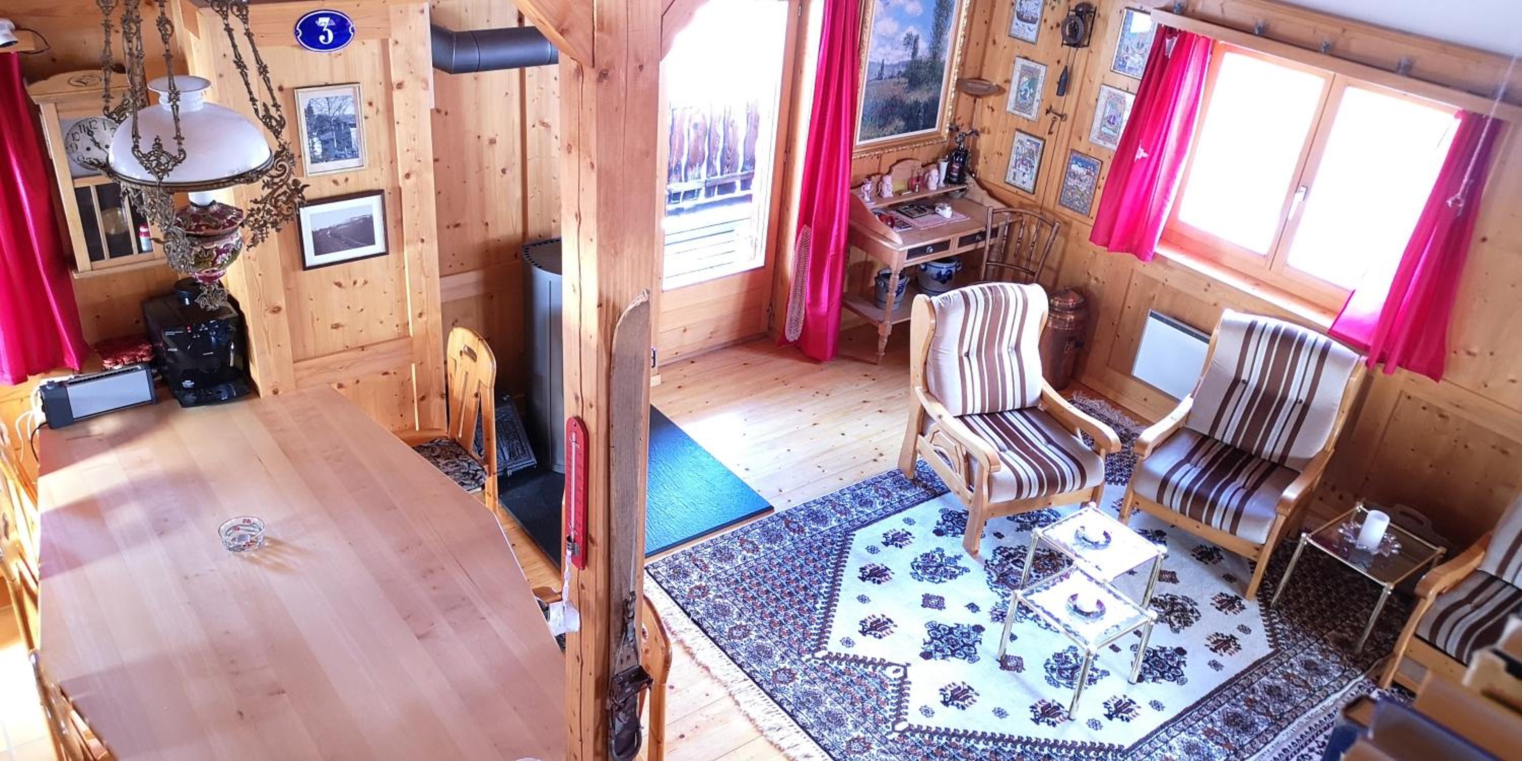 grosses Ferienhaus mit Sauna im Skigeb. Obersaxen