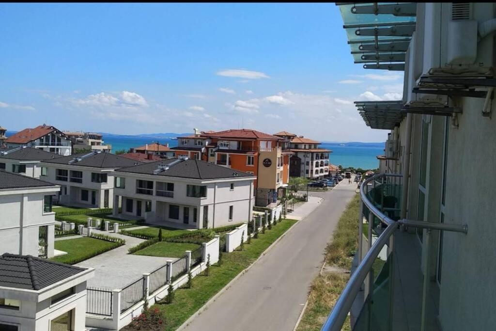 Seaview apartment - Clara Sarafovo - 100m to sea