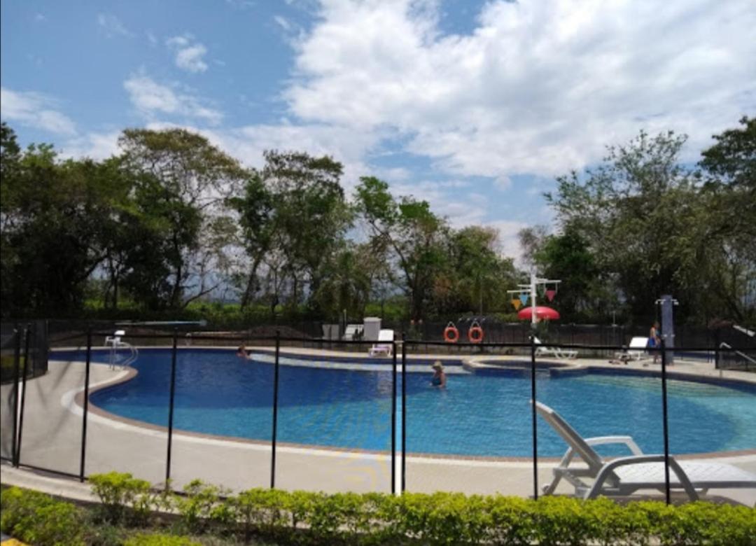 Casa Isabella (En condominio campestre)