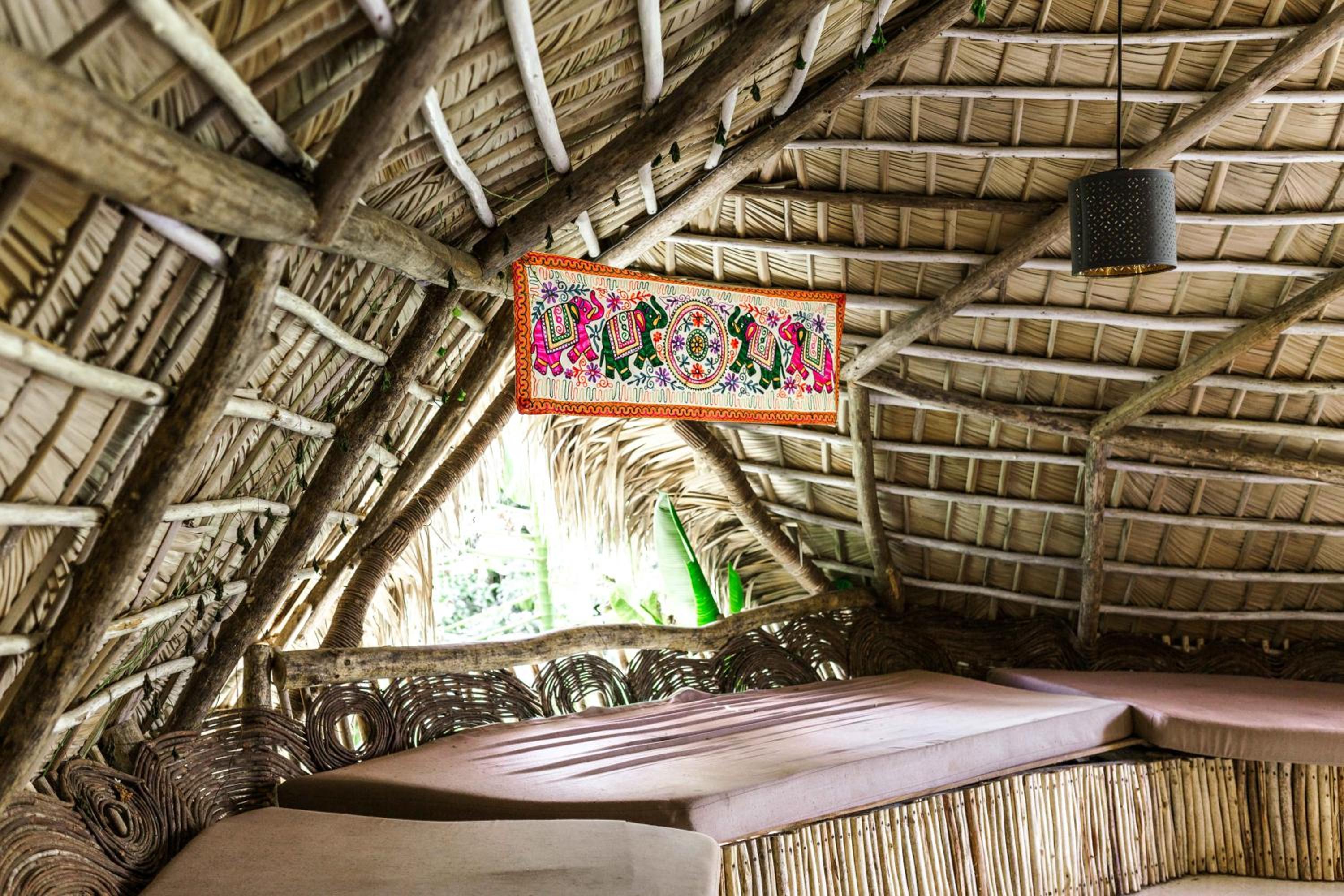 Ganesh Hostel & Shivas Bungalows
