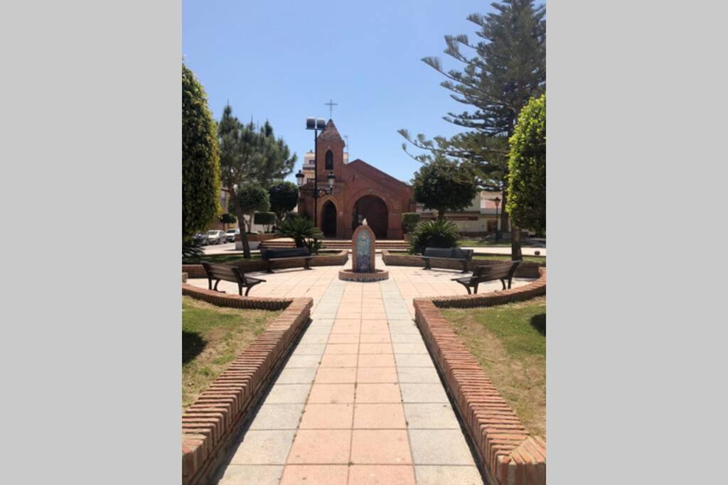 Photo 12