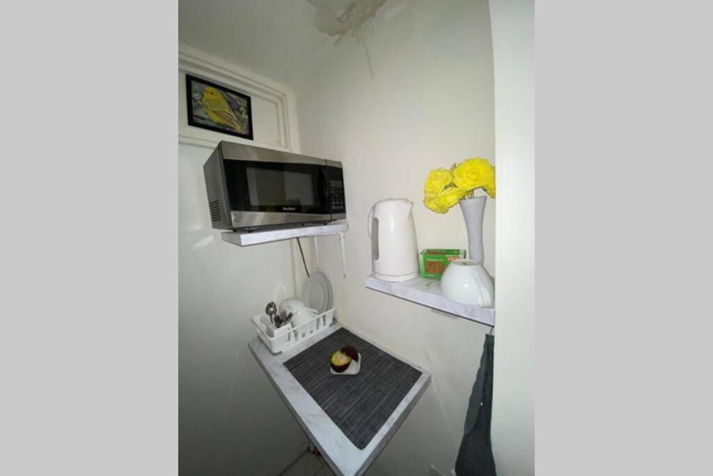 Cute and Cozy Ez Home view 5