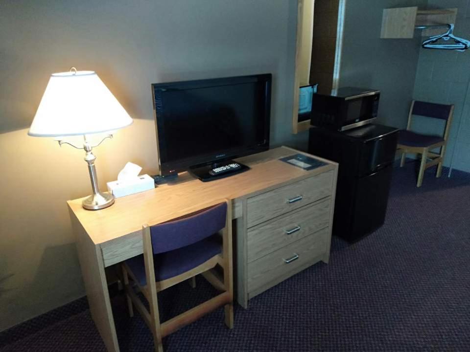 Photo 8