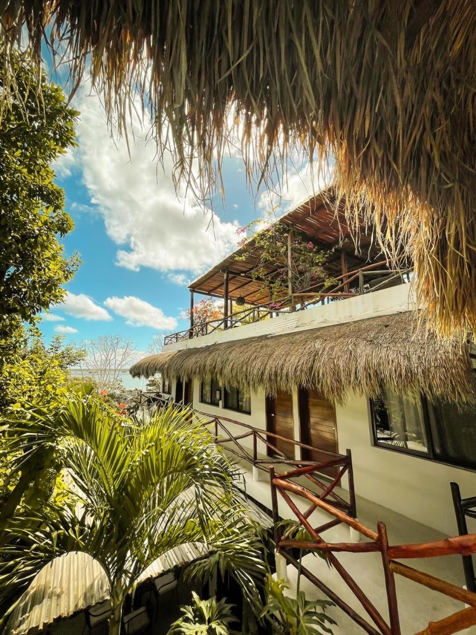 Hotel Sun Ha Bacalar - Image 1