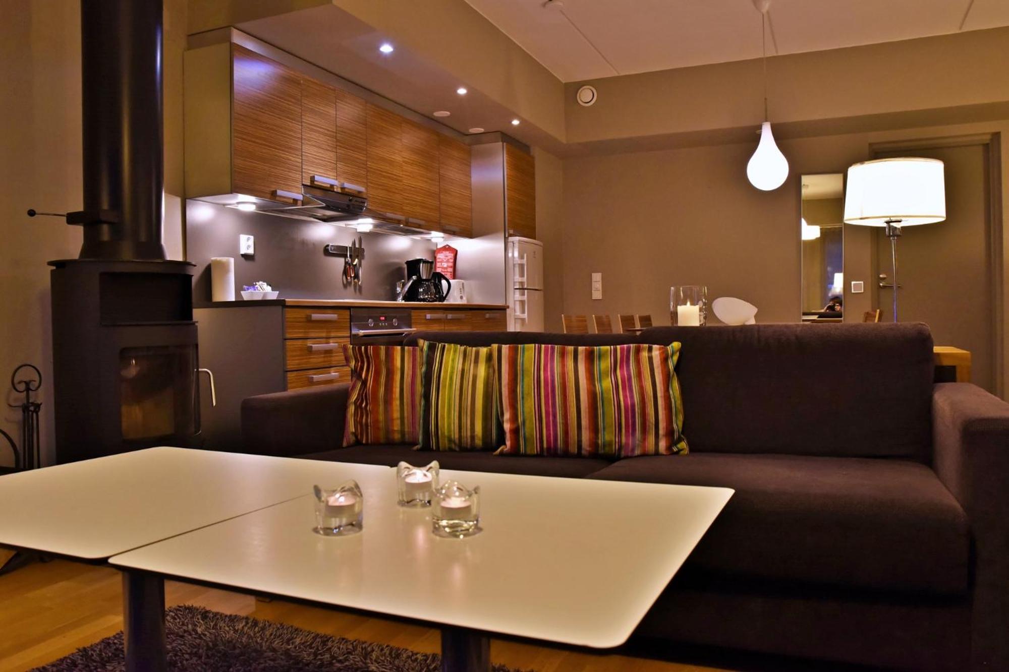 Levi Suites Unna Mànnu