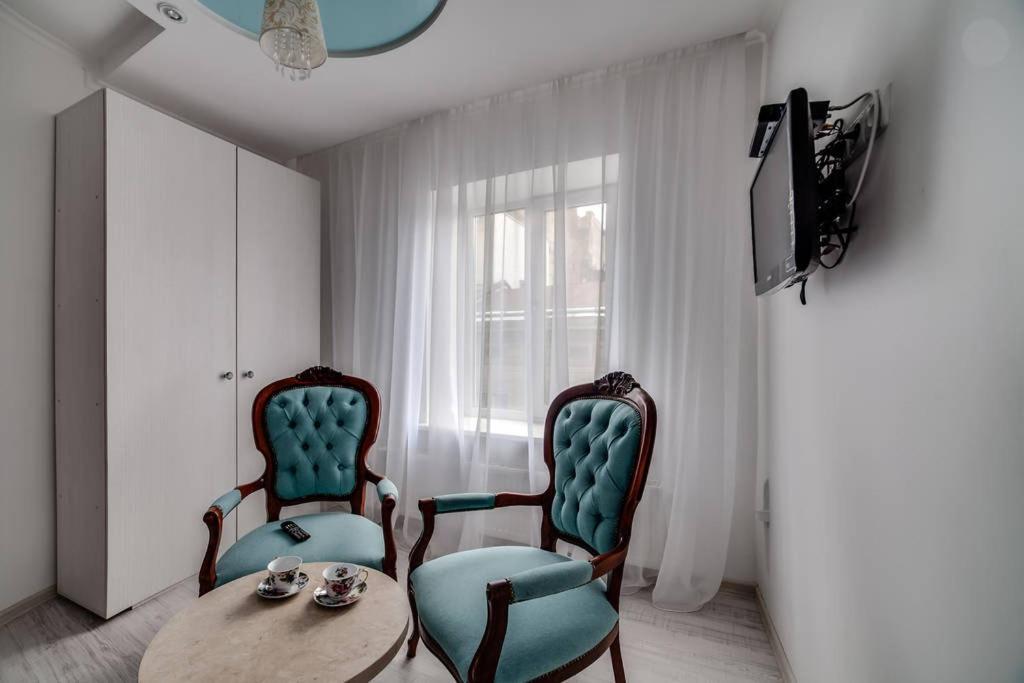 ROMANTIC Apartments - центр Львова , з видом на місто view 4