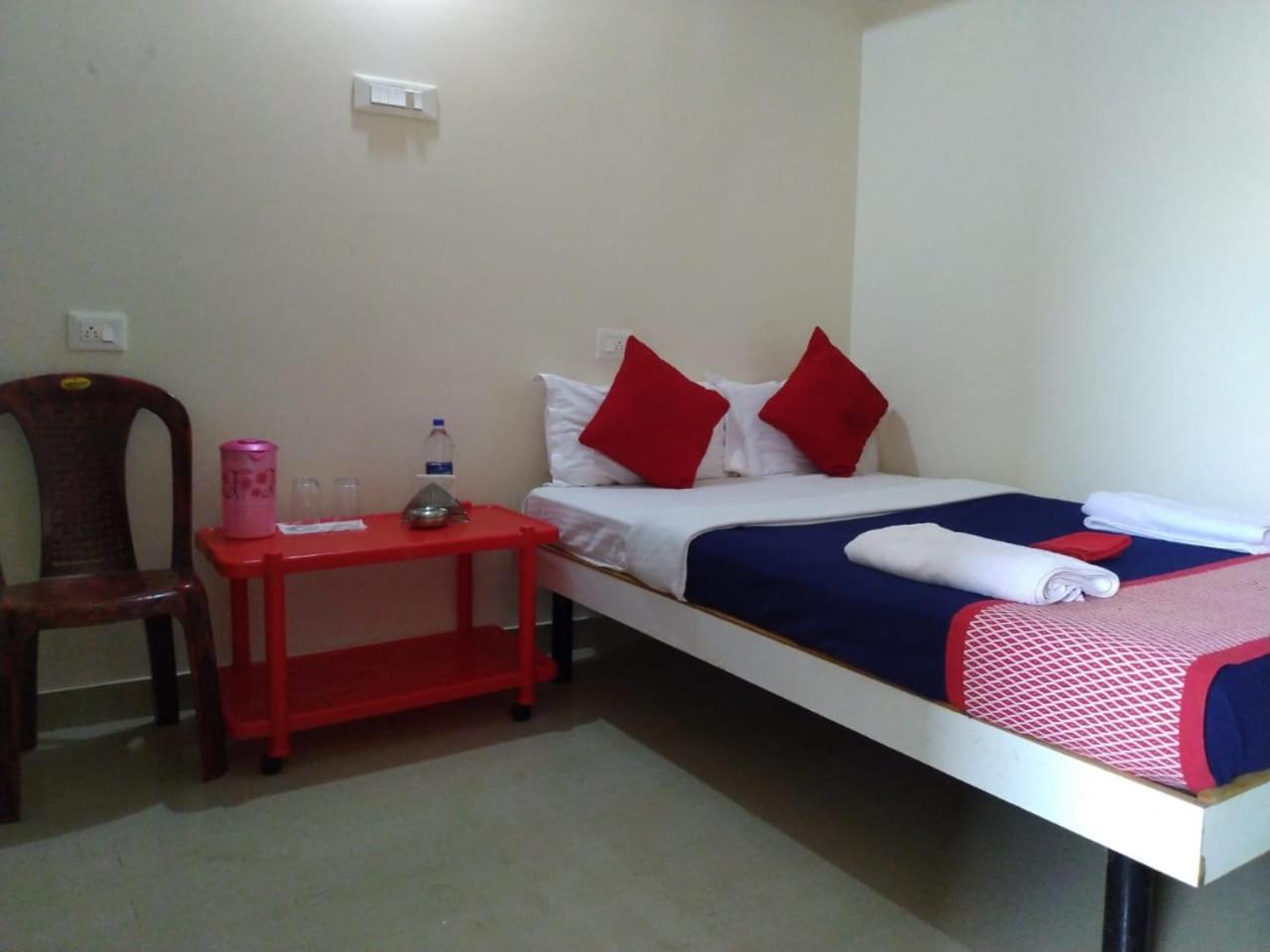 RAJE SAMBHAJI GUEST HOUSE view 3