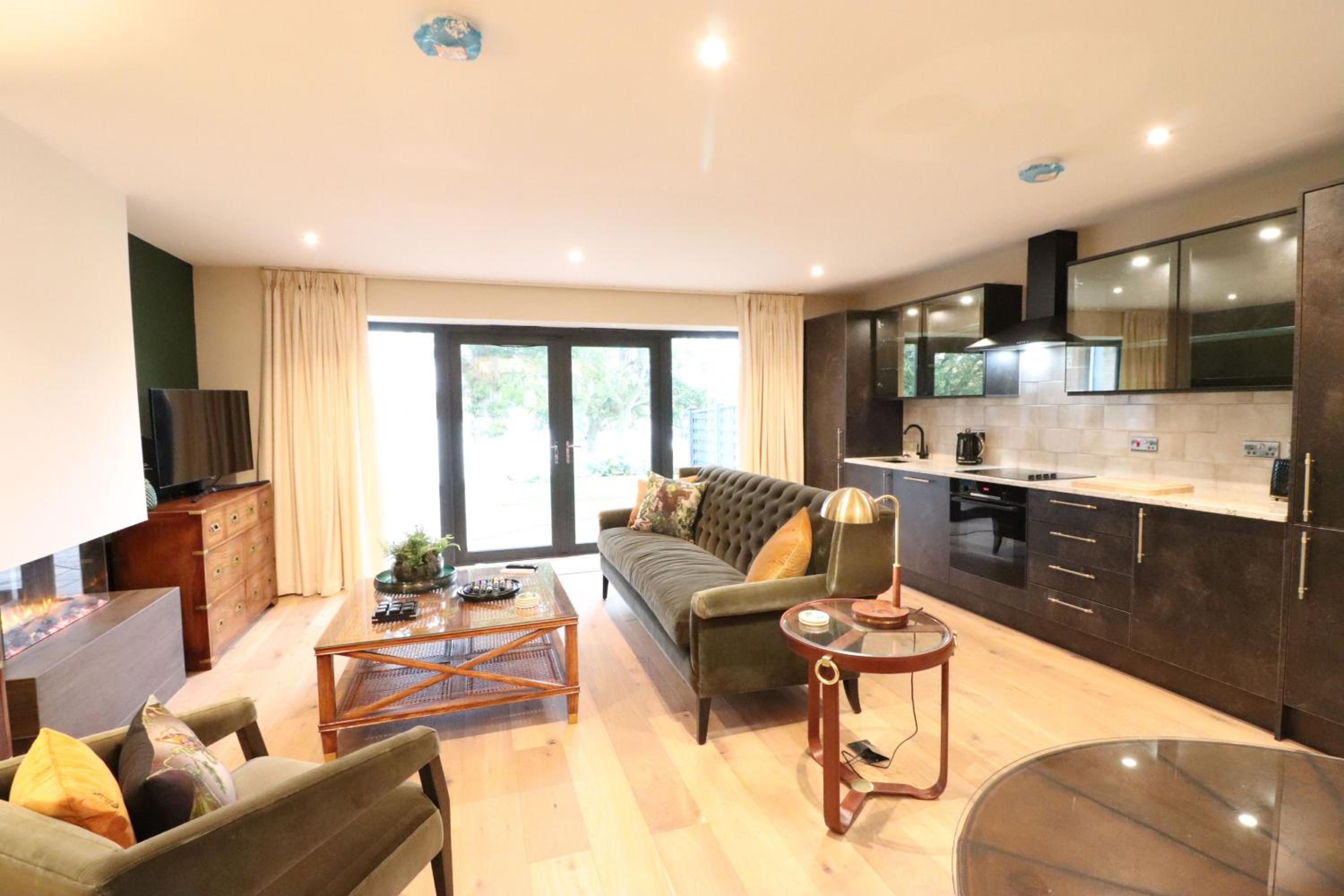 8 Tarn End Cottage, a luxurious cottage for romantic break overlooking Talkin Tarn close to Hadrians Wall view 5