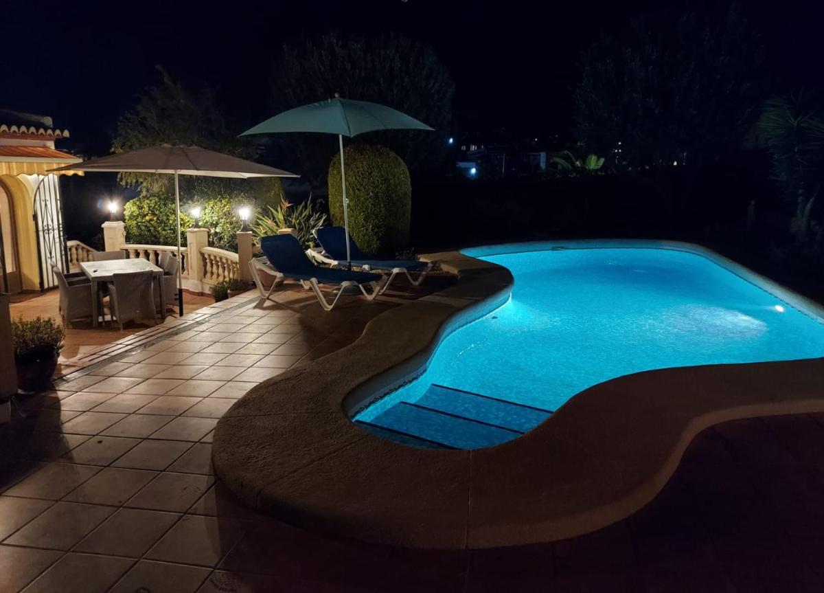 Cassandra - Beautiful Private Villa with Heated Pool included photo 3