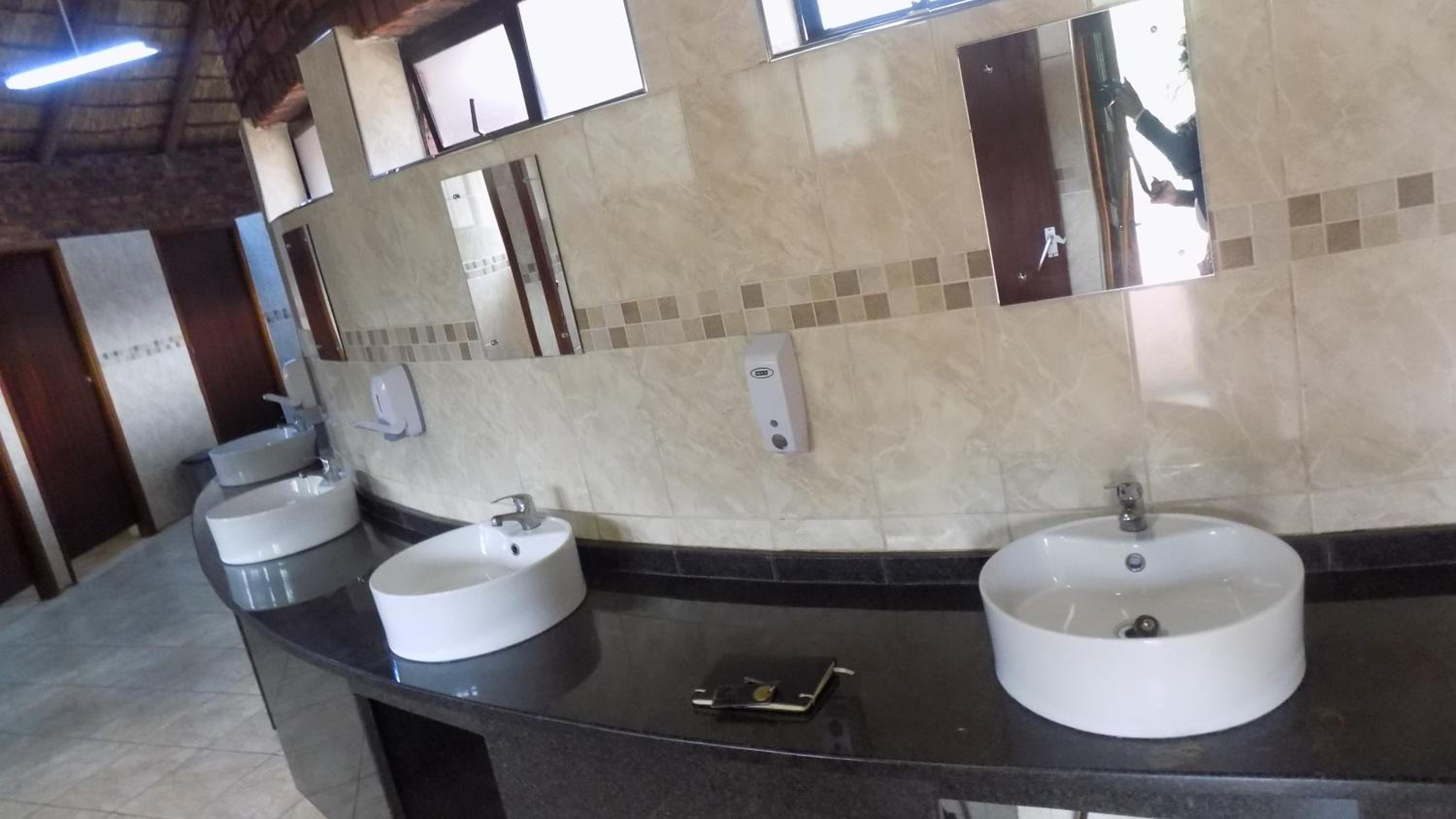 Manyane Resort