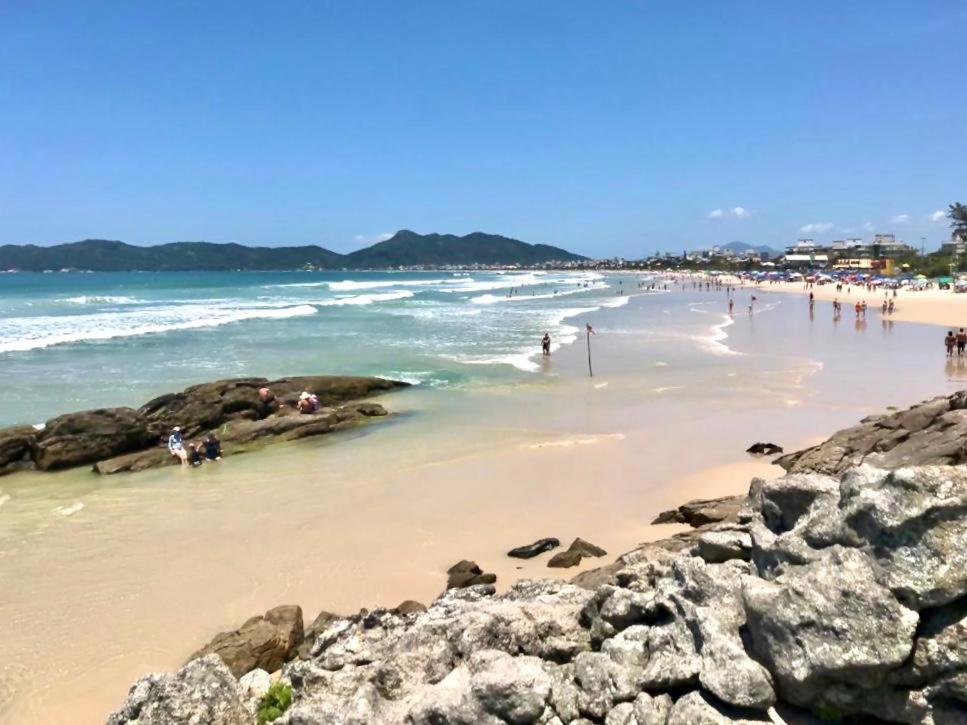 Beach House Mariscal - Casa Alto Padrão para até 7 Pessoas