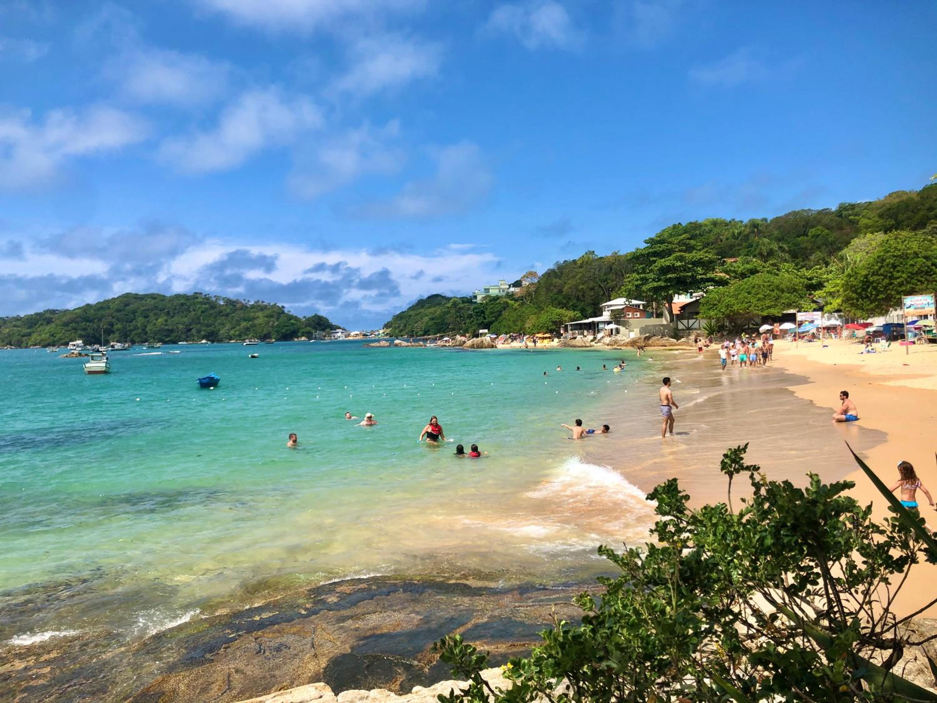 Beach House Mariscal - Casa Alto Padrão para até 7 Pessoas
